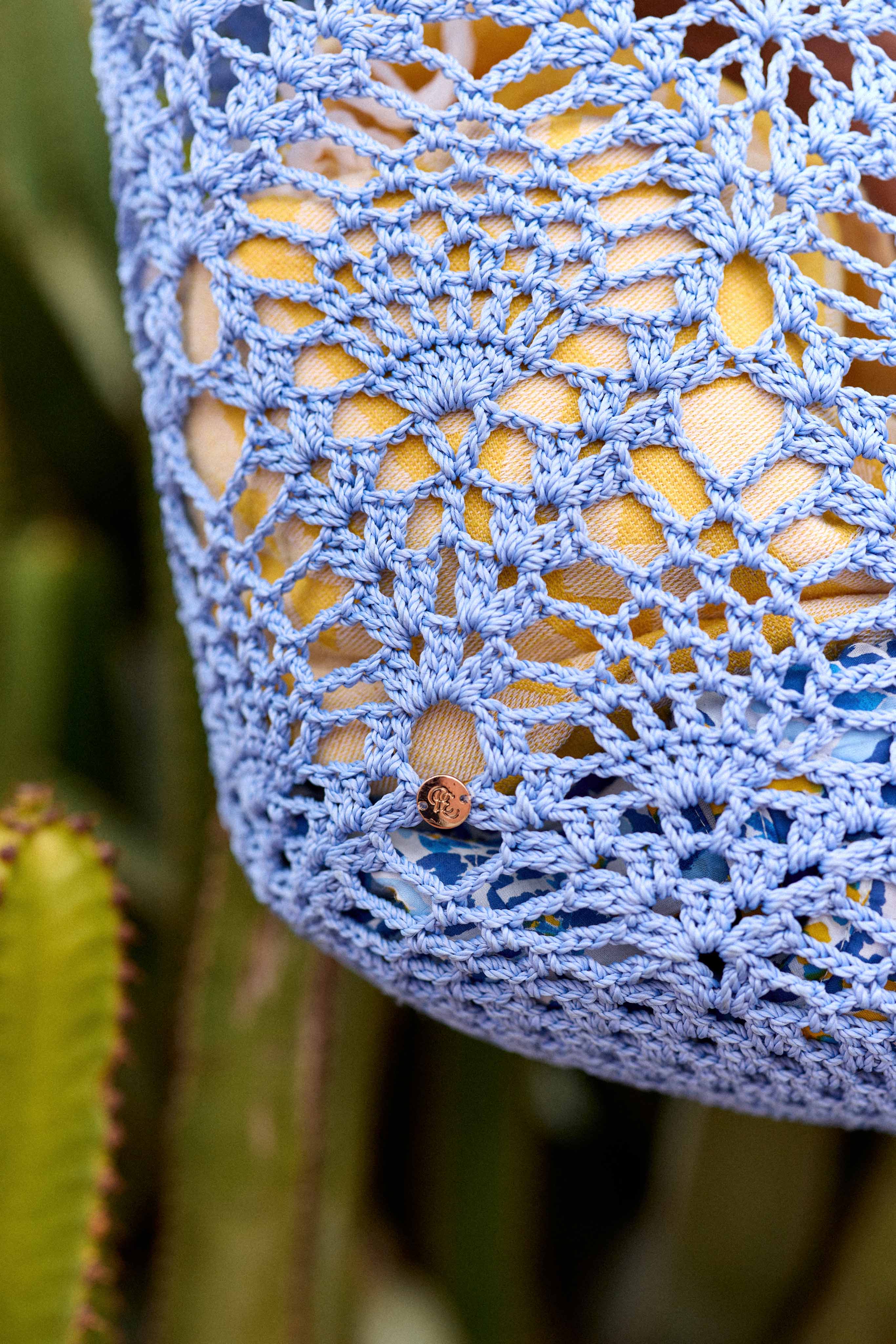 Blue openwork woven basket - Alexy