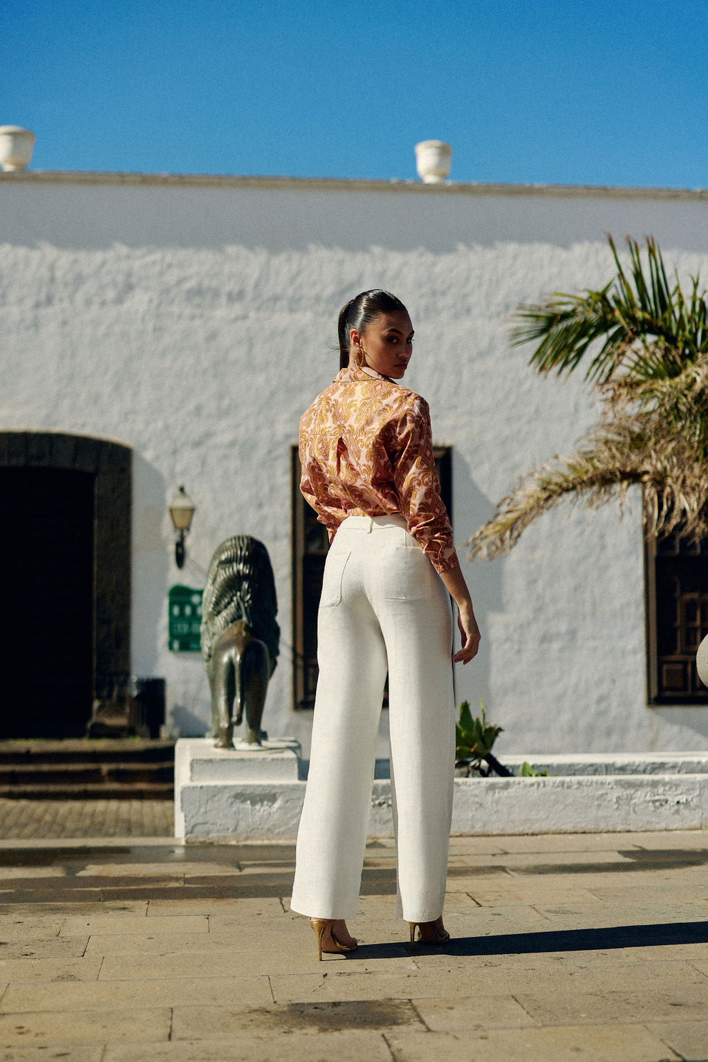 Flared trousers in ecru linen - Atlanty
