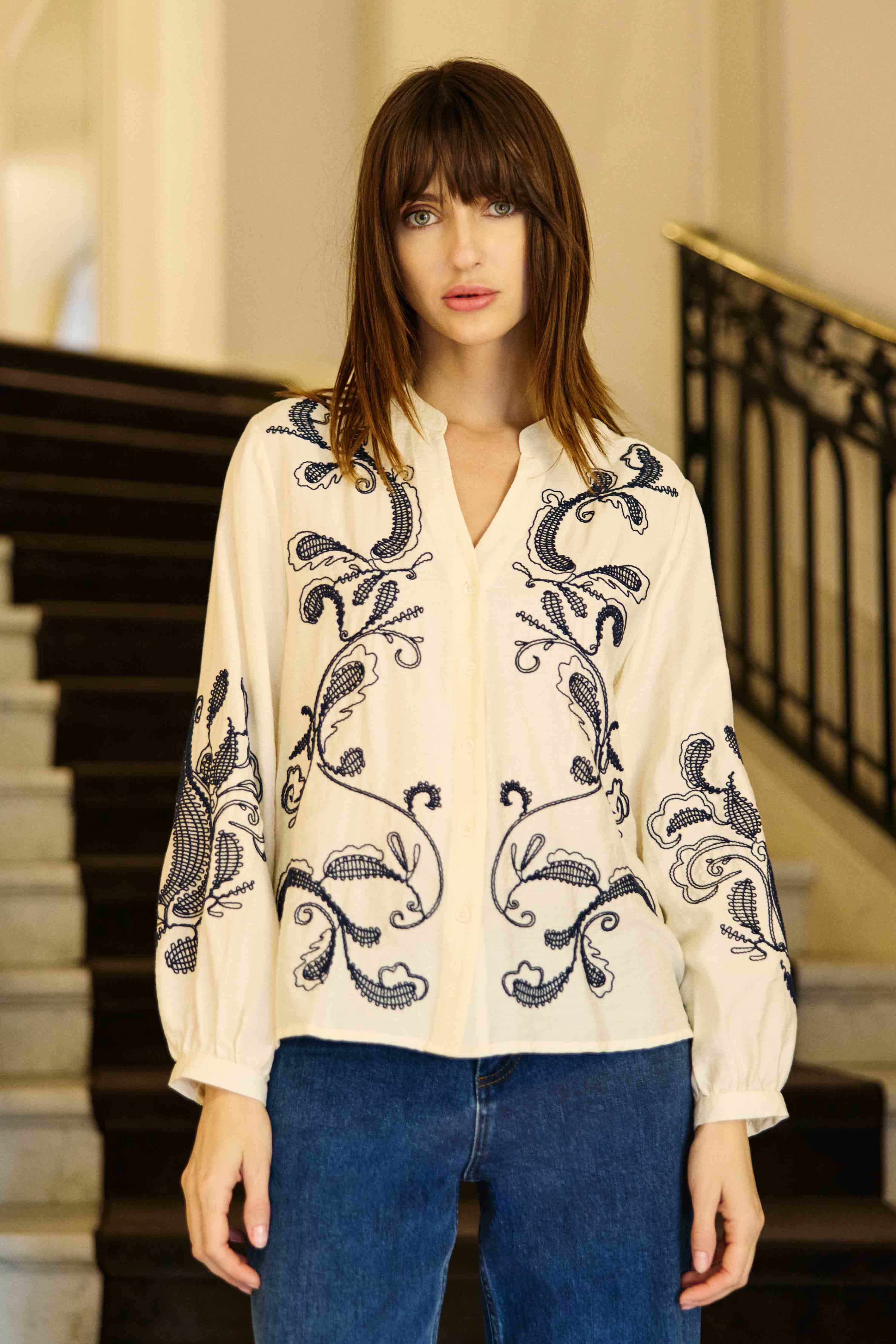 Blouse brodée écrue - Beyta