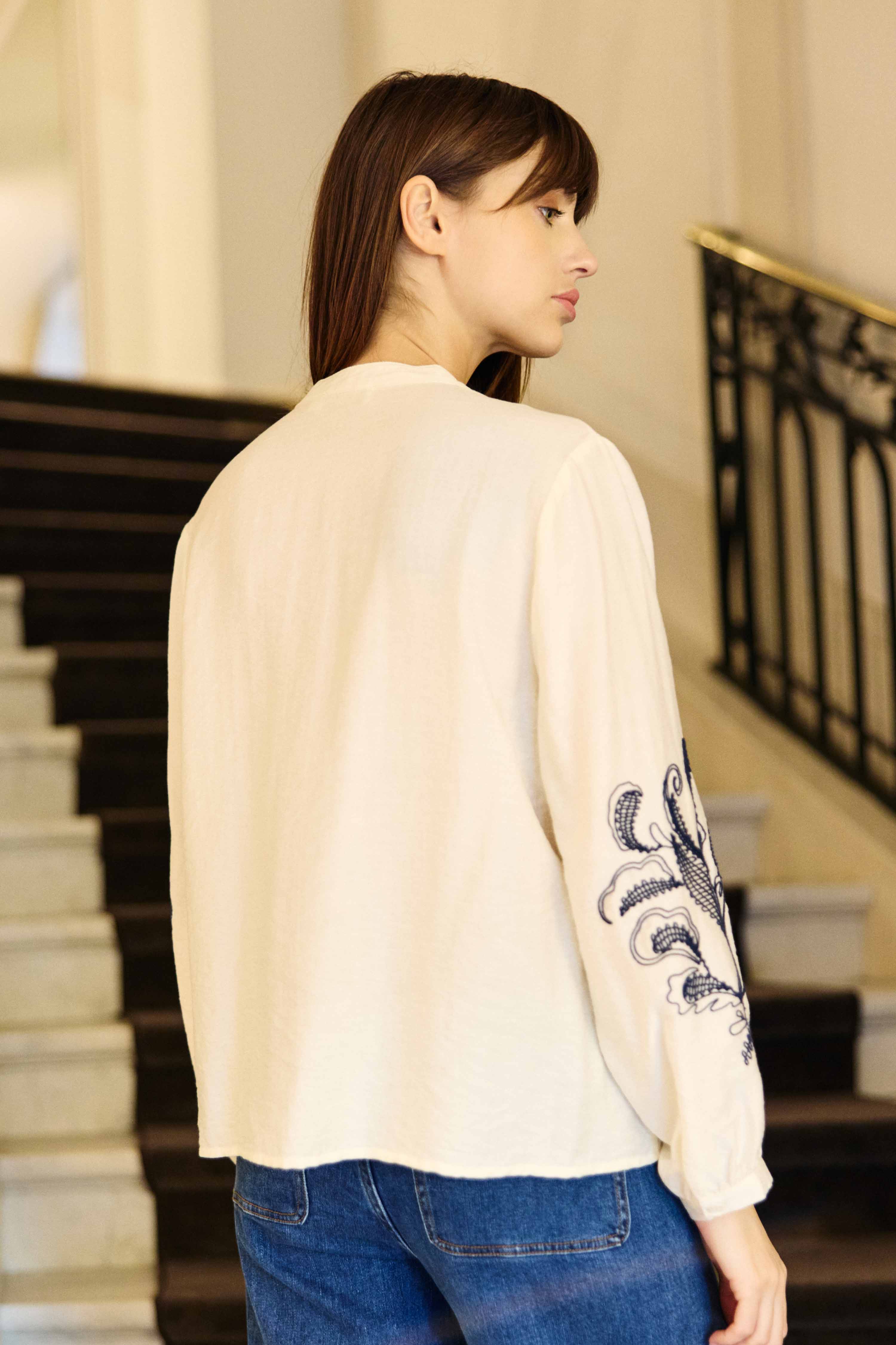 Blouse brodée écrue - Beyta