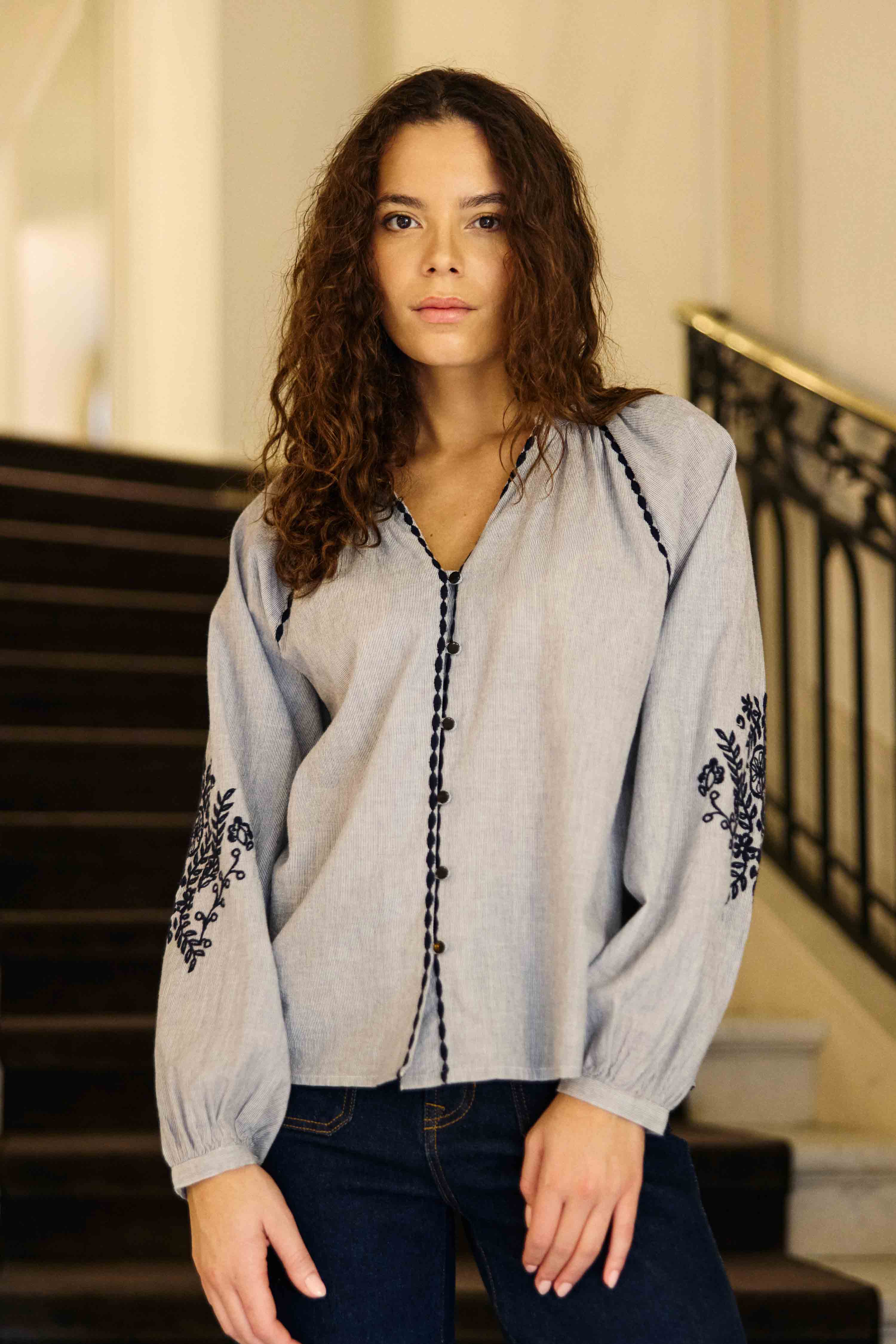 Blena - Bestickte Bluse