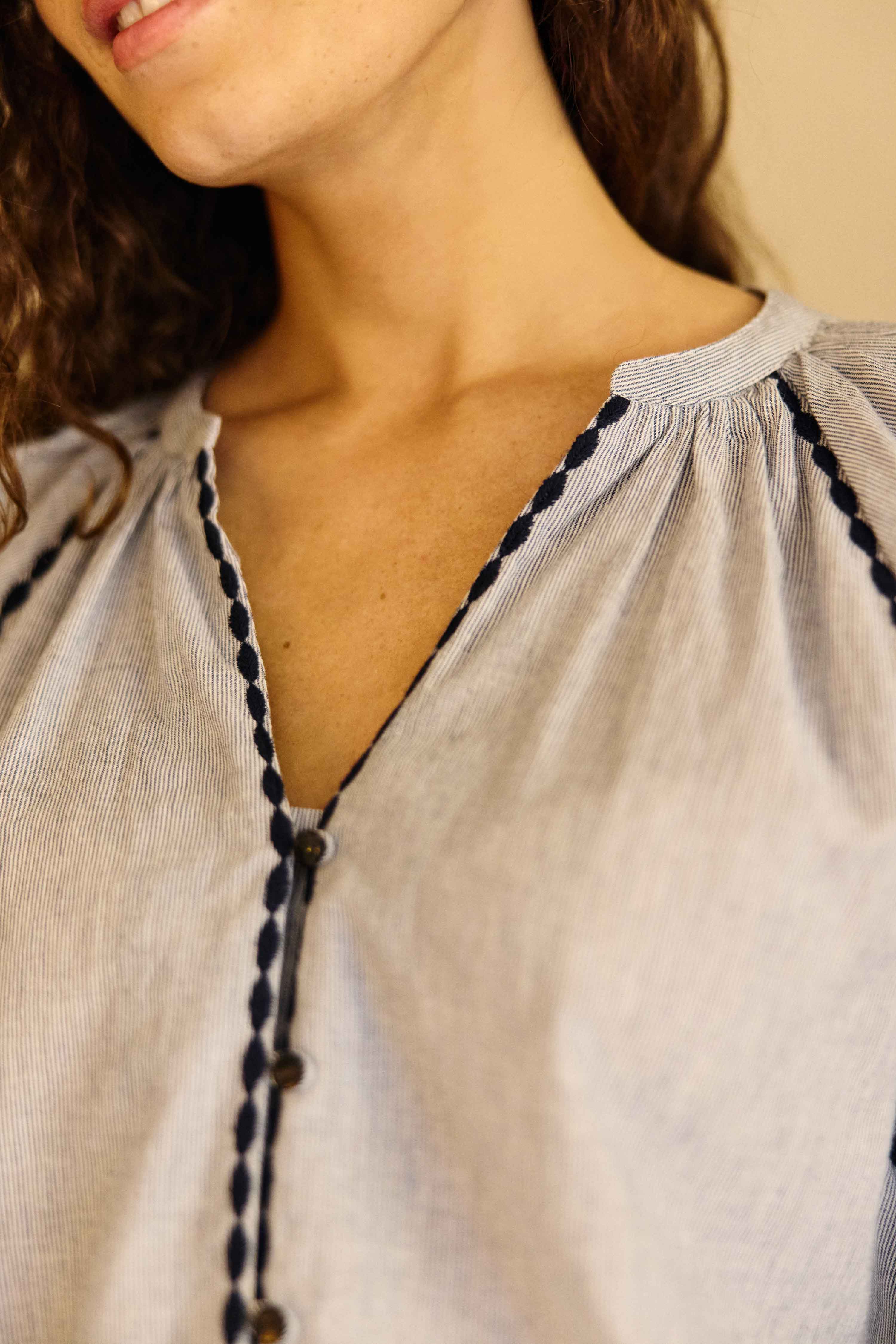 Loose blue blouse - Blena