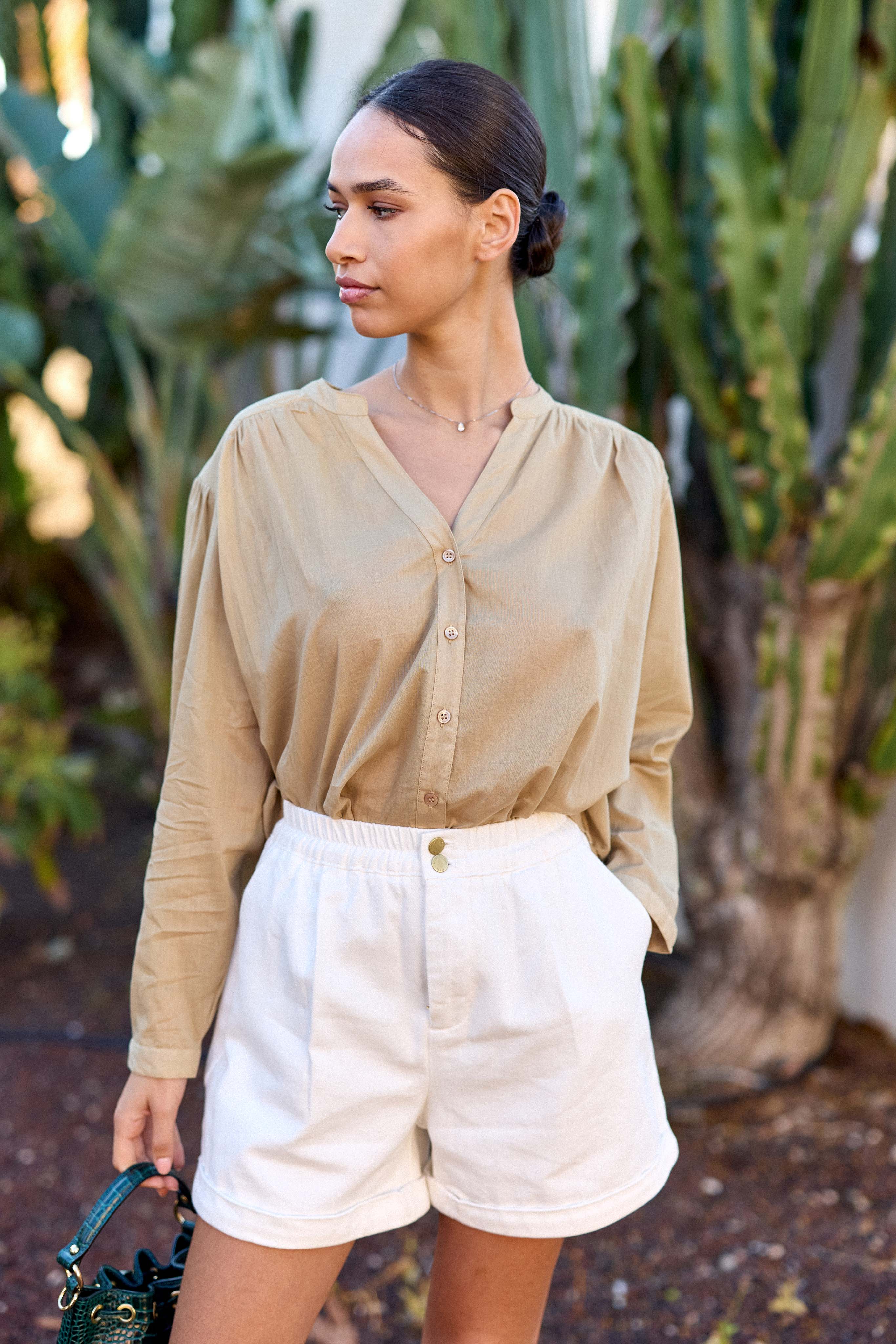 Blouse col V beige - Bolia