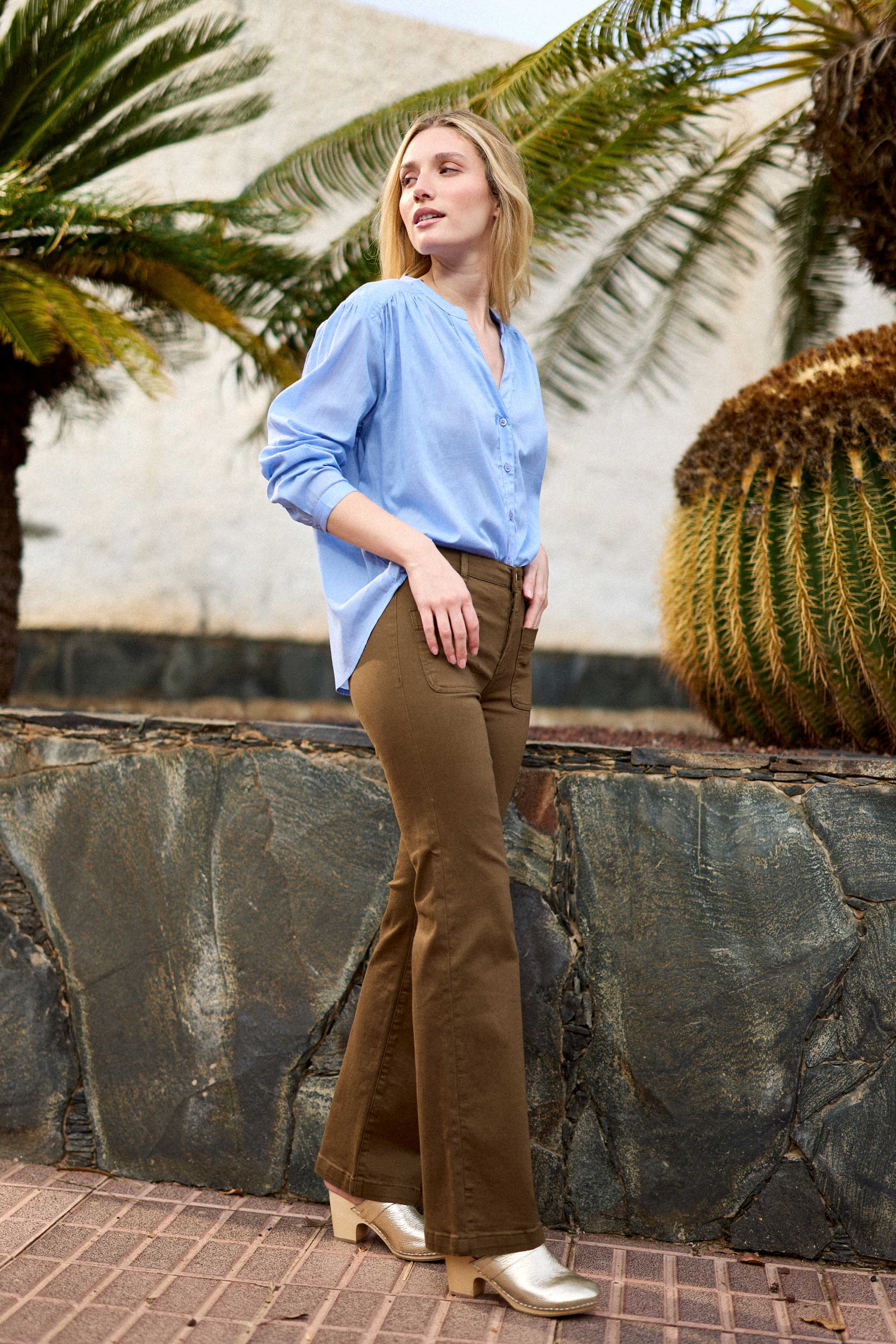 Blouse col V bleu ciel - Bolia