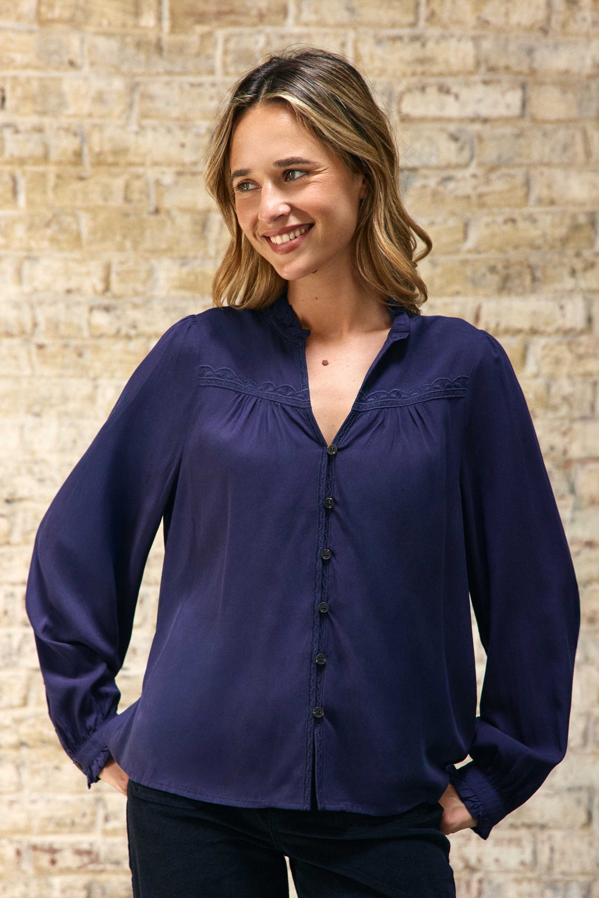 Bowen – Fließende Bluse