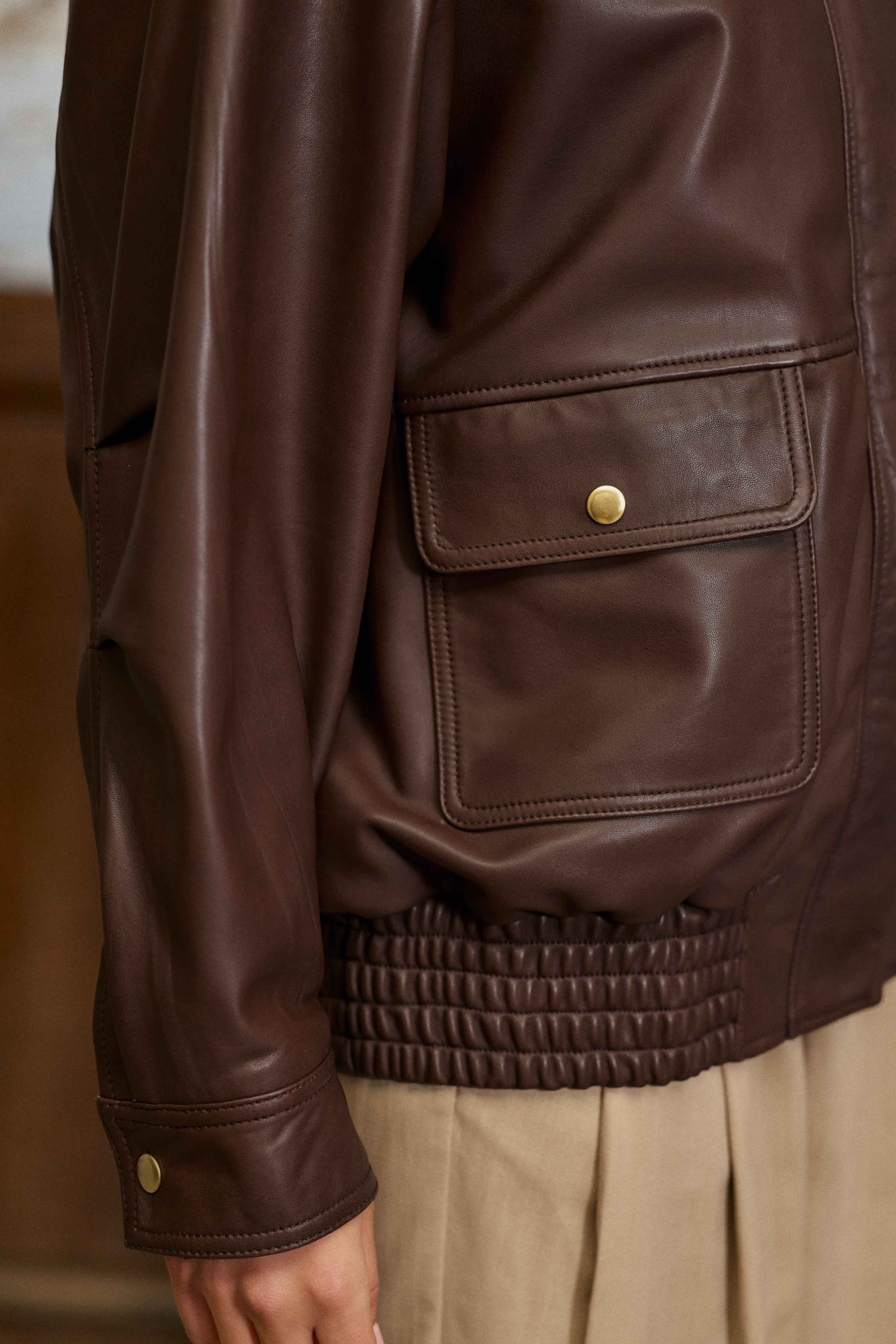 Veste en cuir oversize col montant marron – Floy