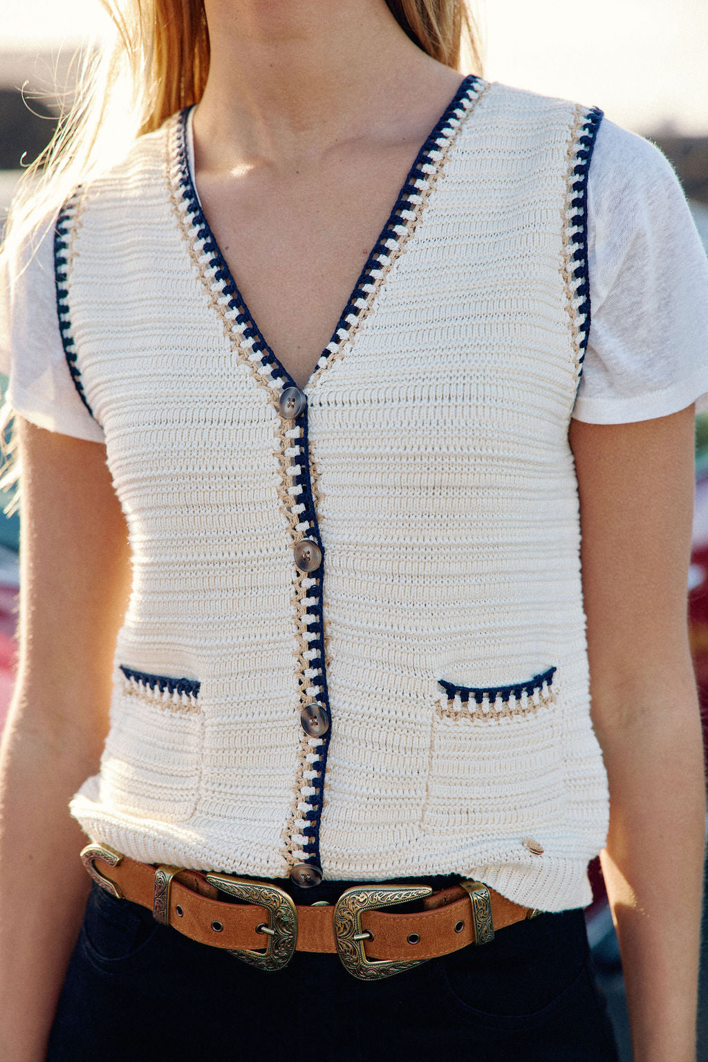 Ecru sleeveless vest - Madina