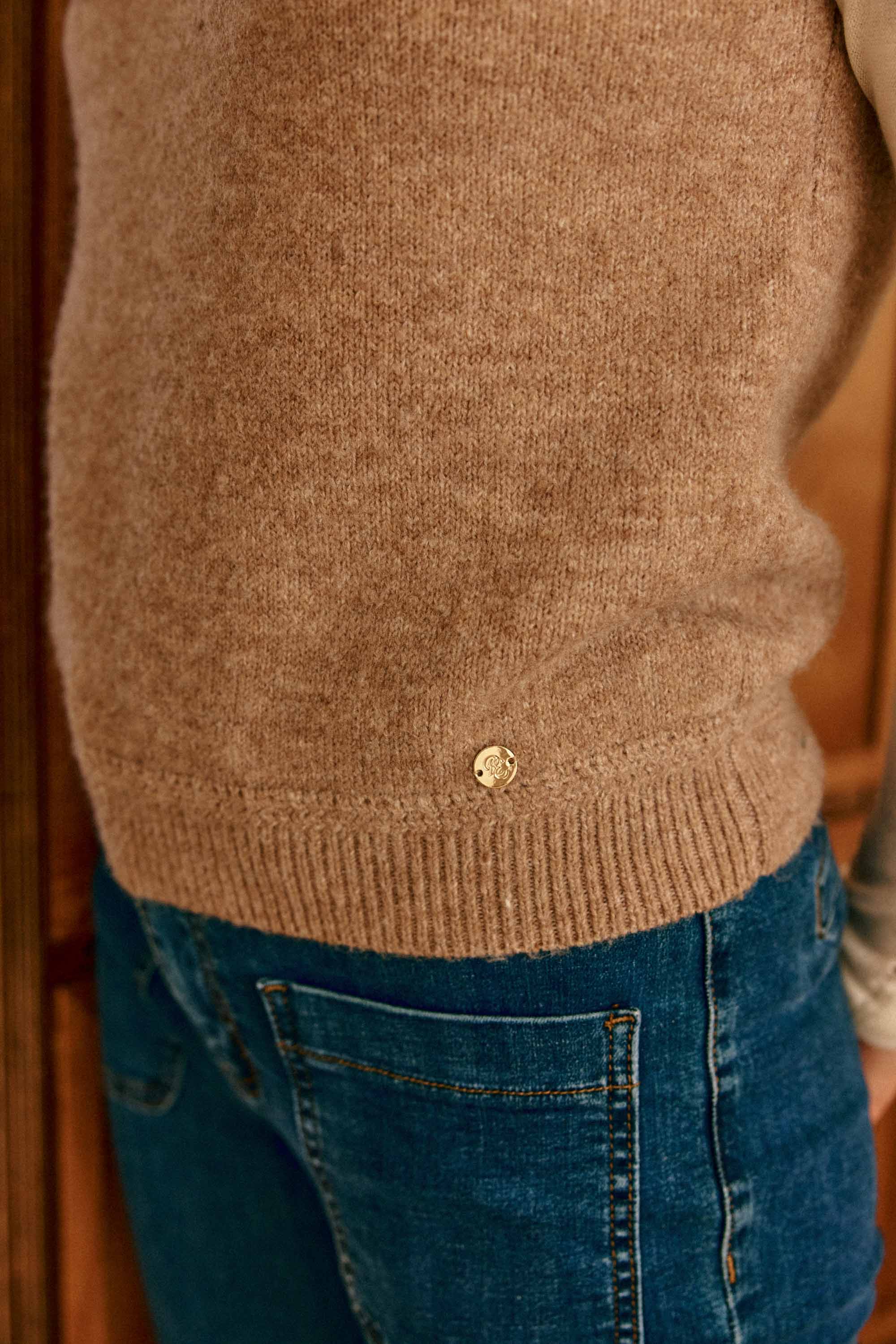 Manda Sweater - Brown