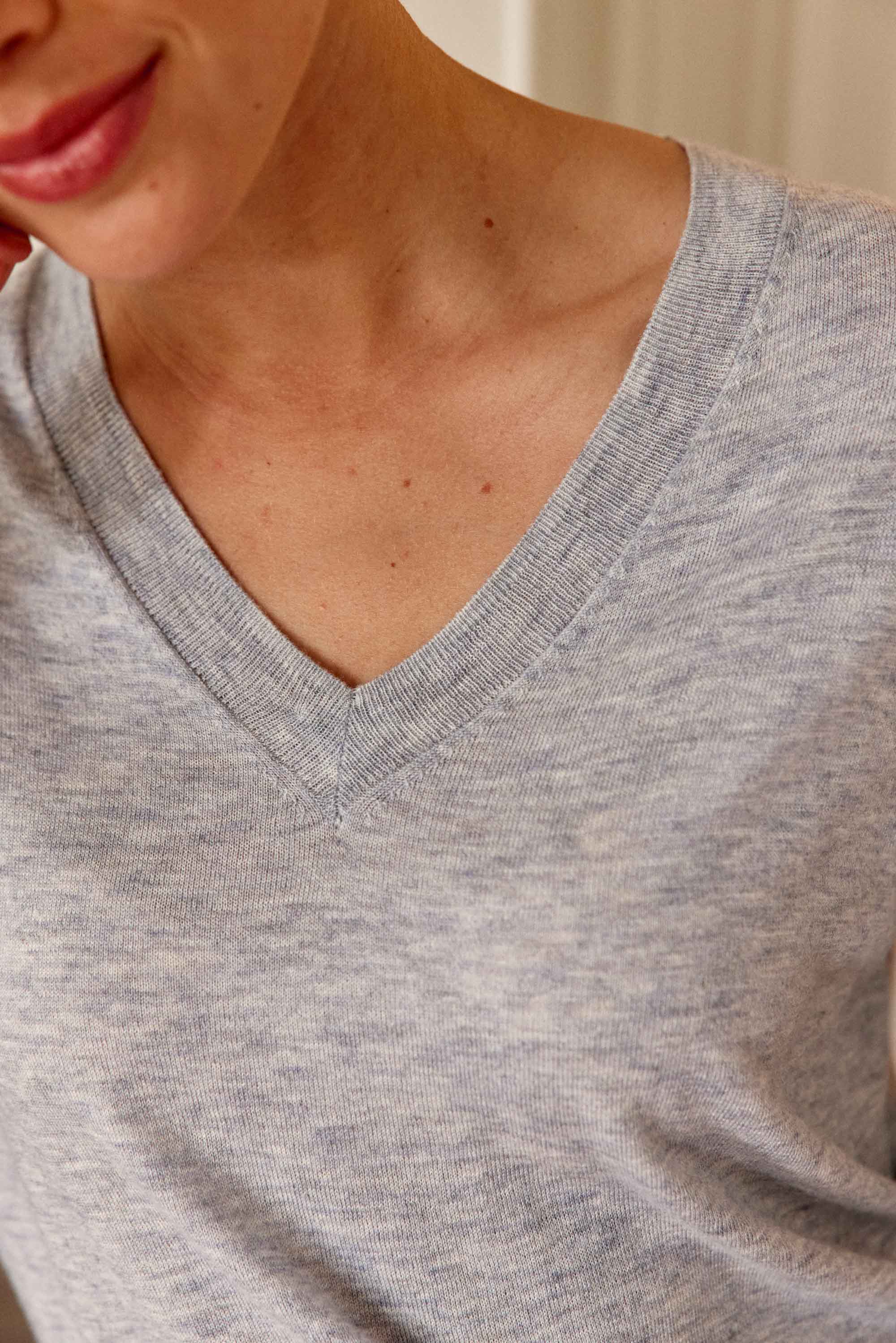 Grey V-neck sweater - Melya