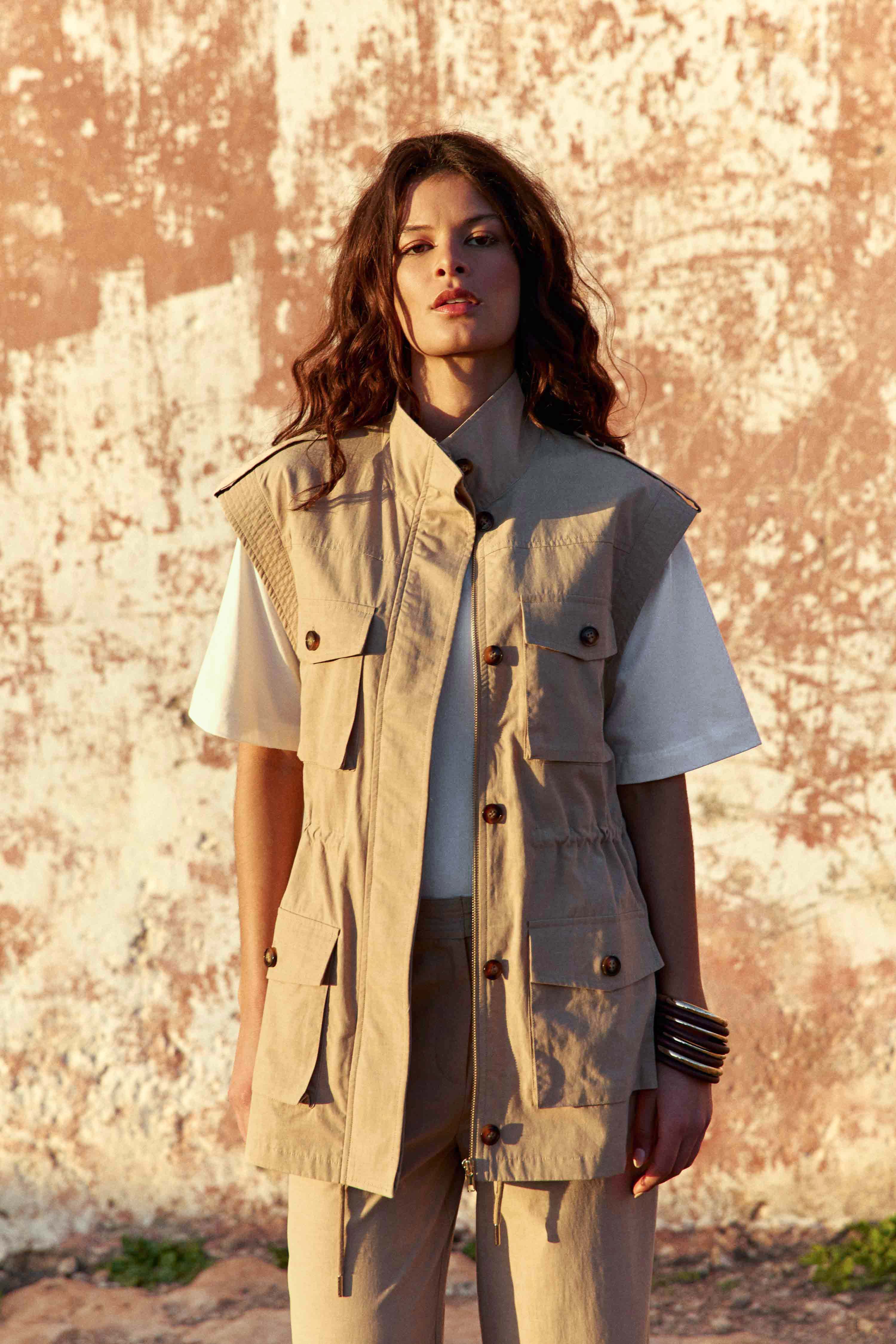 Neva - Sleeveless Jacket
