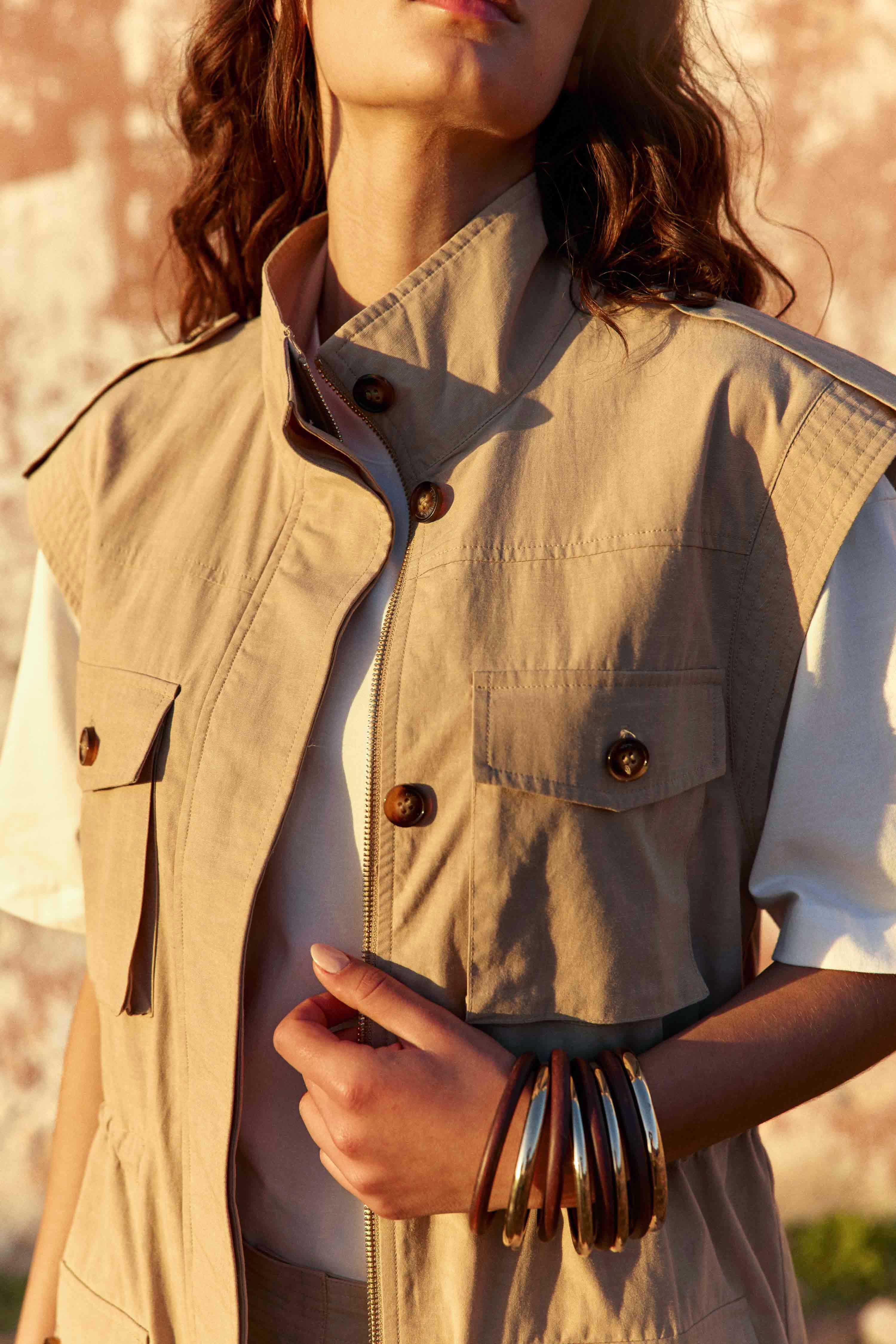 Neva - Sleeveless Jacket