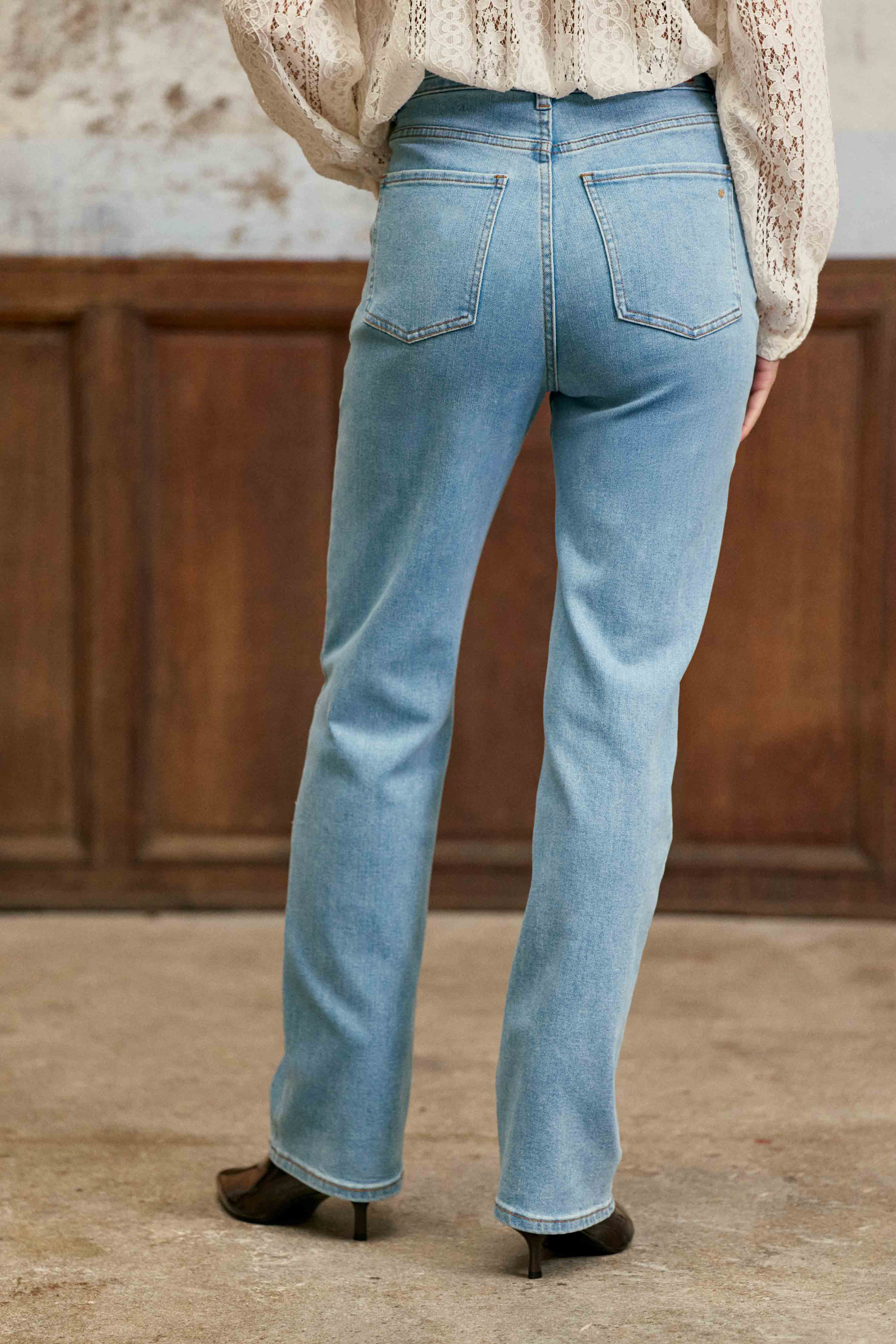 Jean droit à ceinture stone – Paz