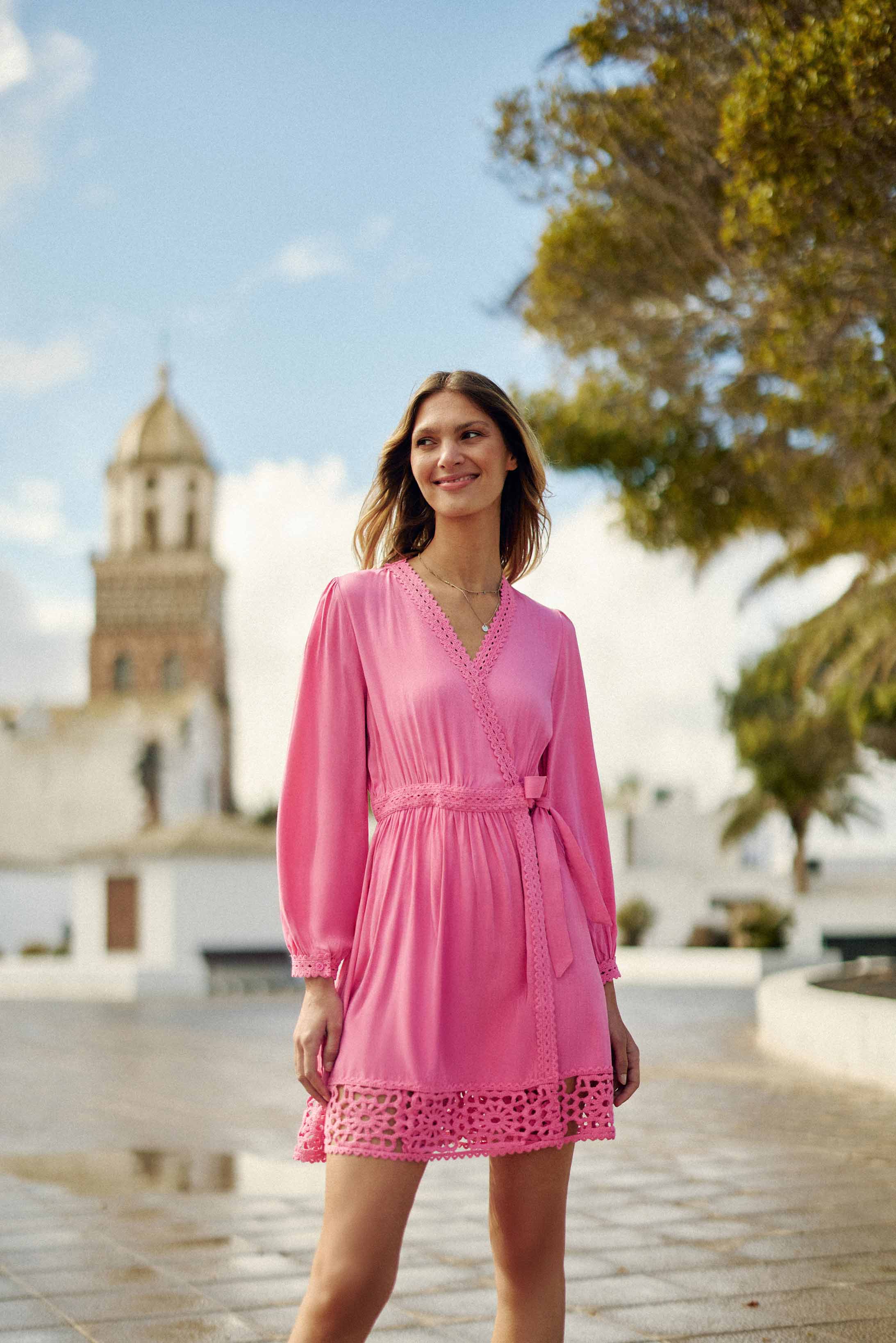 Short pink wrap dress - River