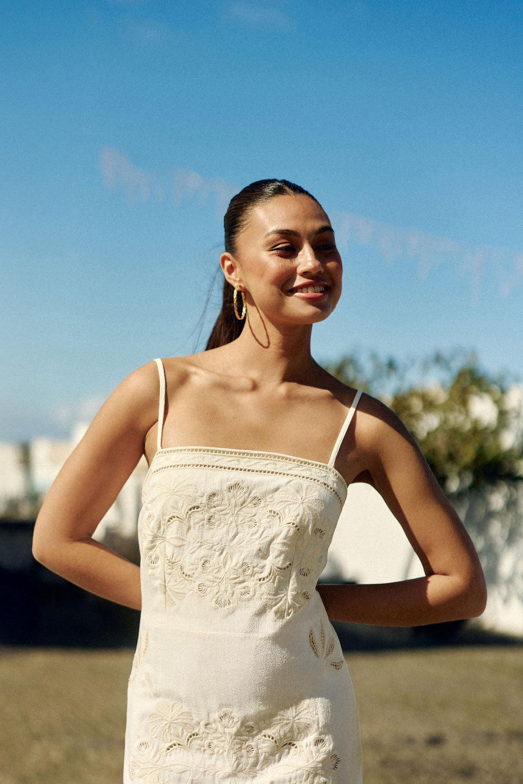 Ivory embroidered short dress - Rowe