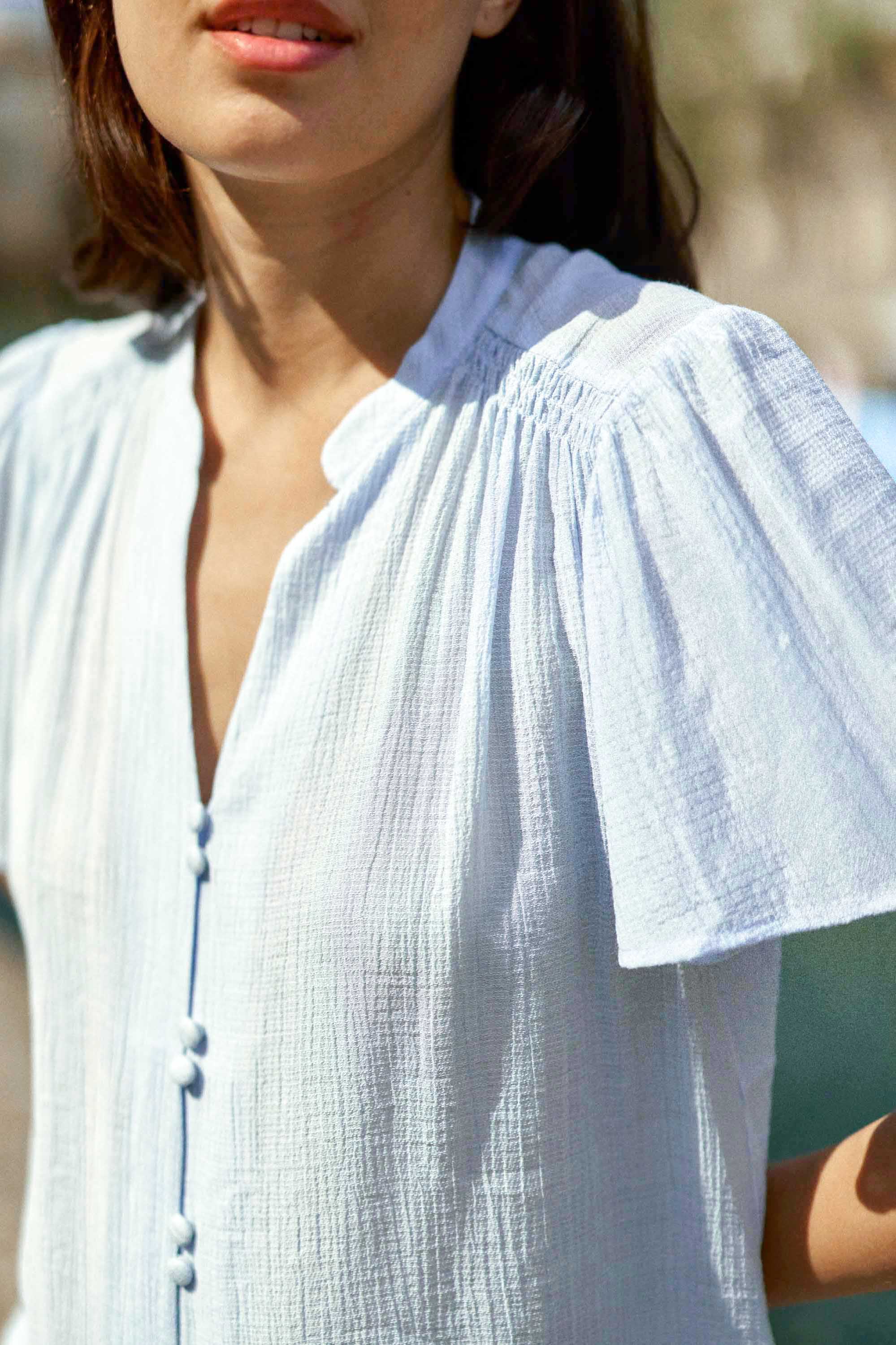 V-neck straight top ciel - Tacha