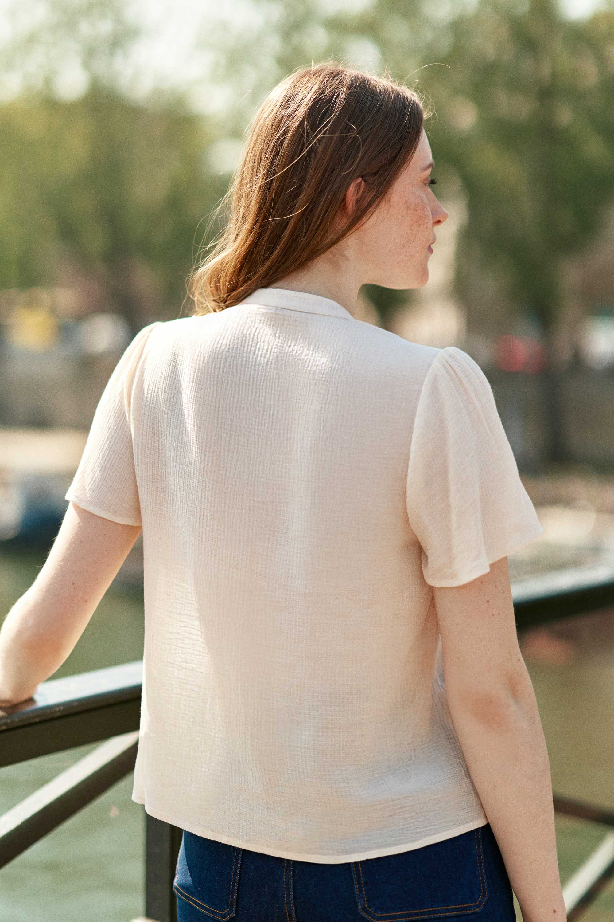 V-neck straight top ecru - Tacha