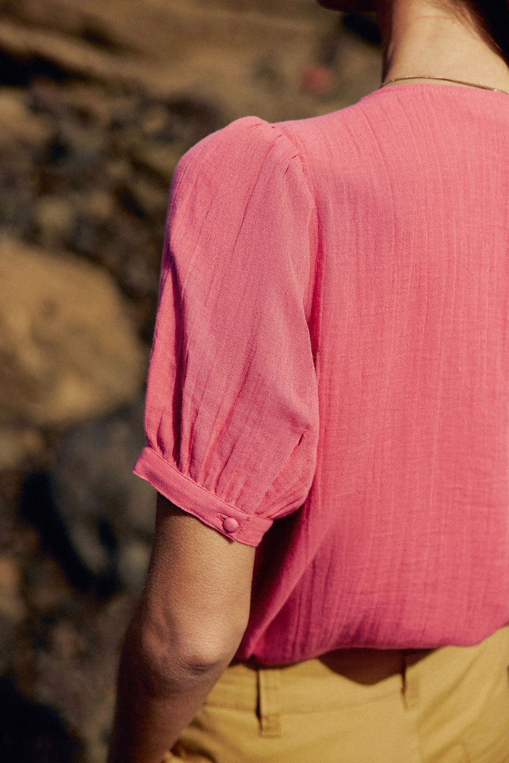 Pink V-neck top - Tevan