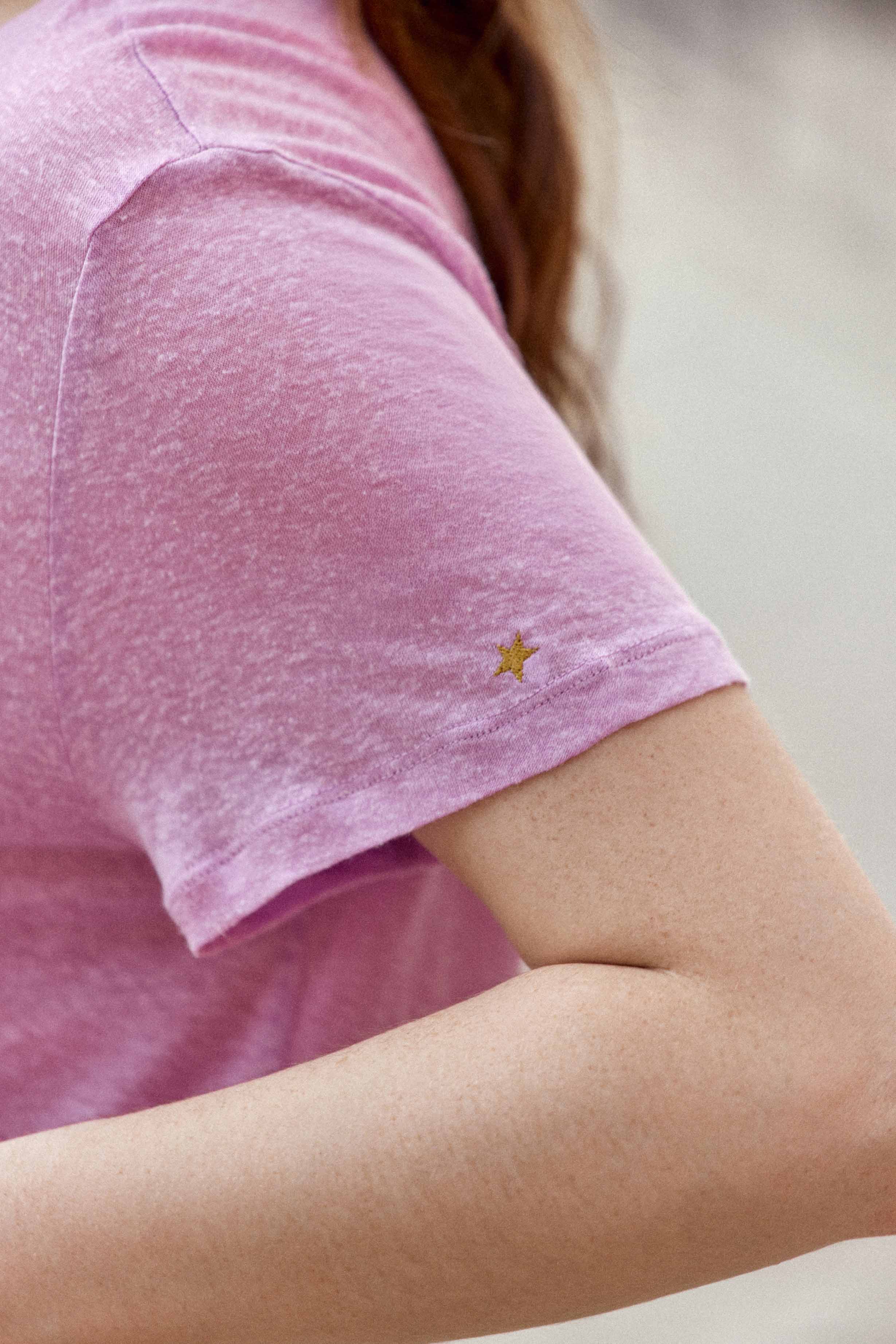 Parma V-neck T-shirt - Thana