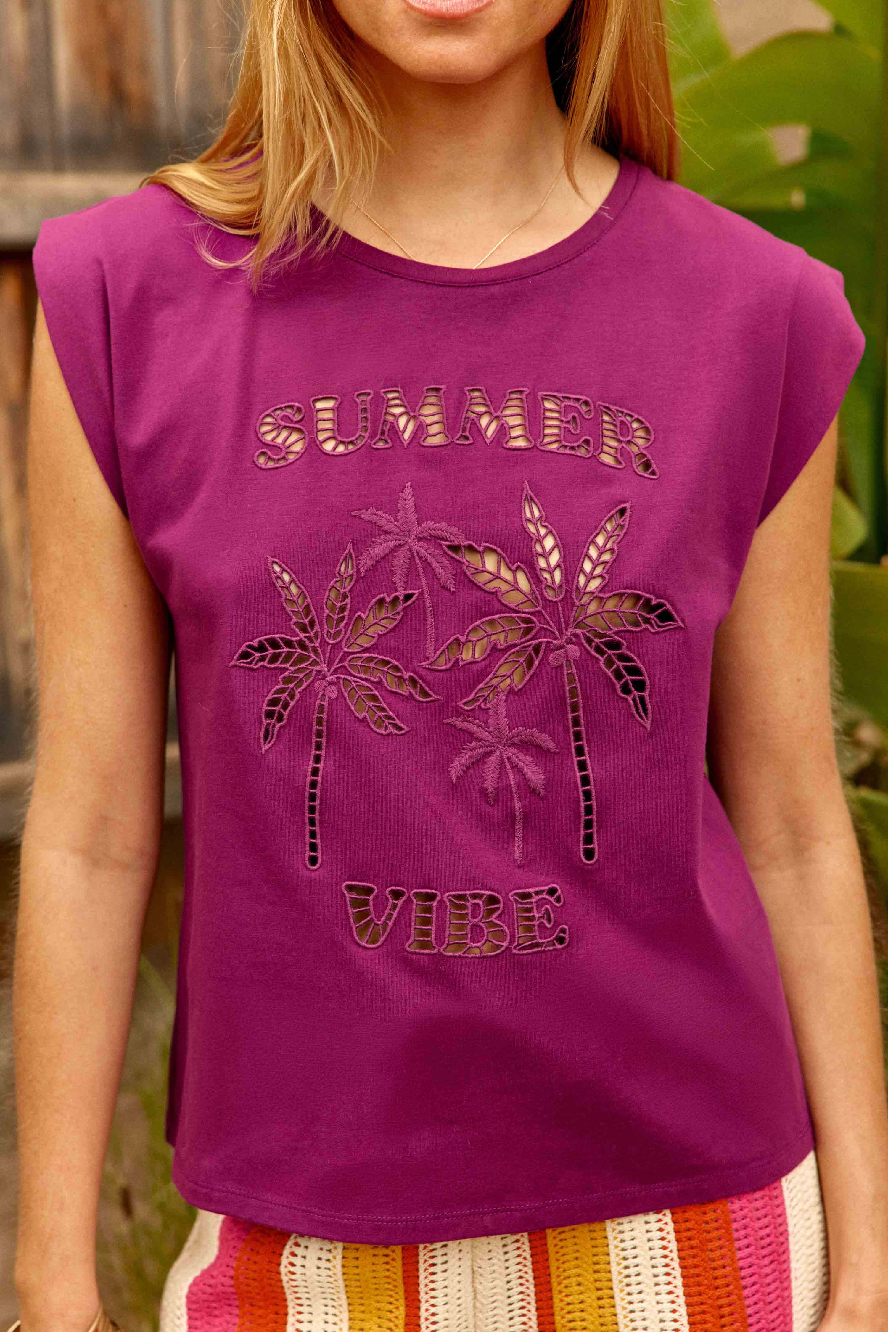 Tim - Straight cut sleeveless T-shirt
