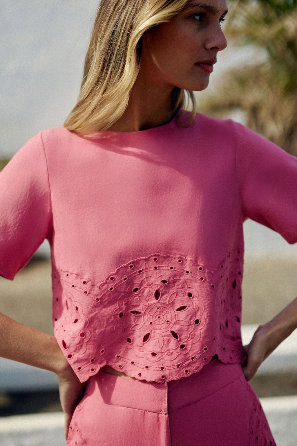 Pink embroidered crop top - Tyna