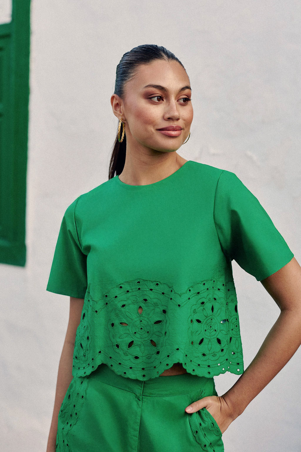 Green embroidered crop top - Tyna