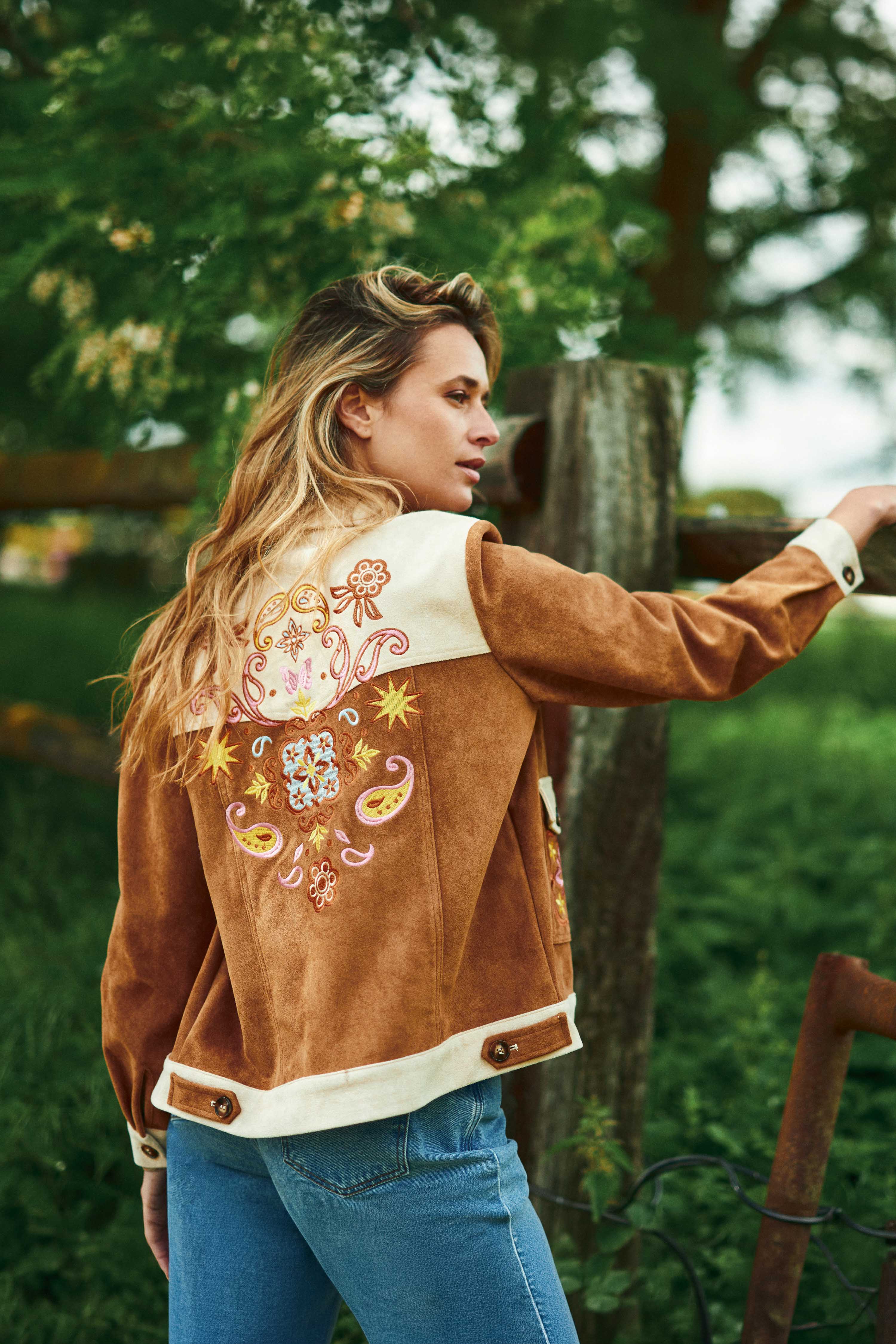 Vinao - Embroidered Suede Jacket