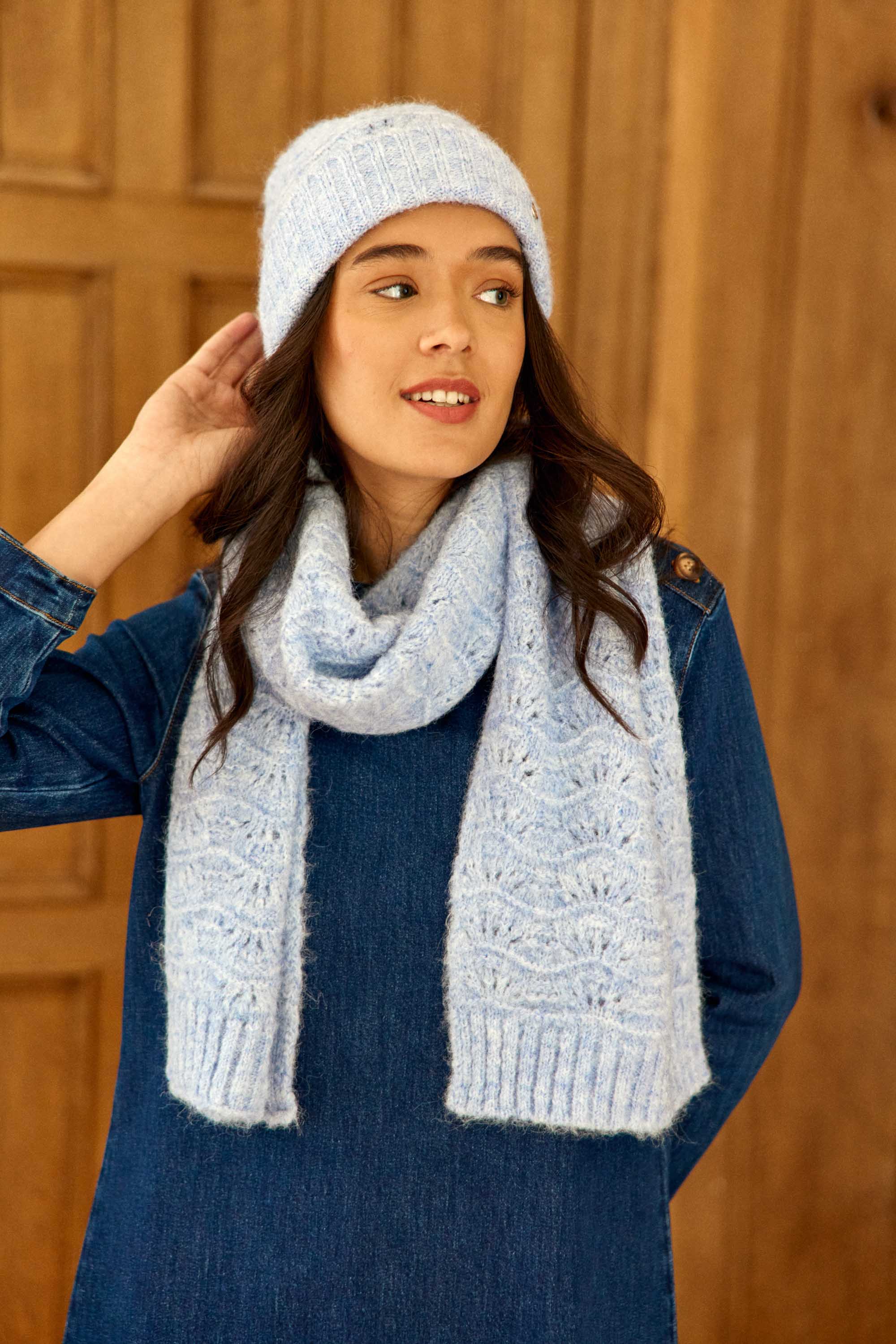Aven Scarf - Sky Blue