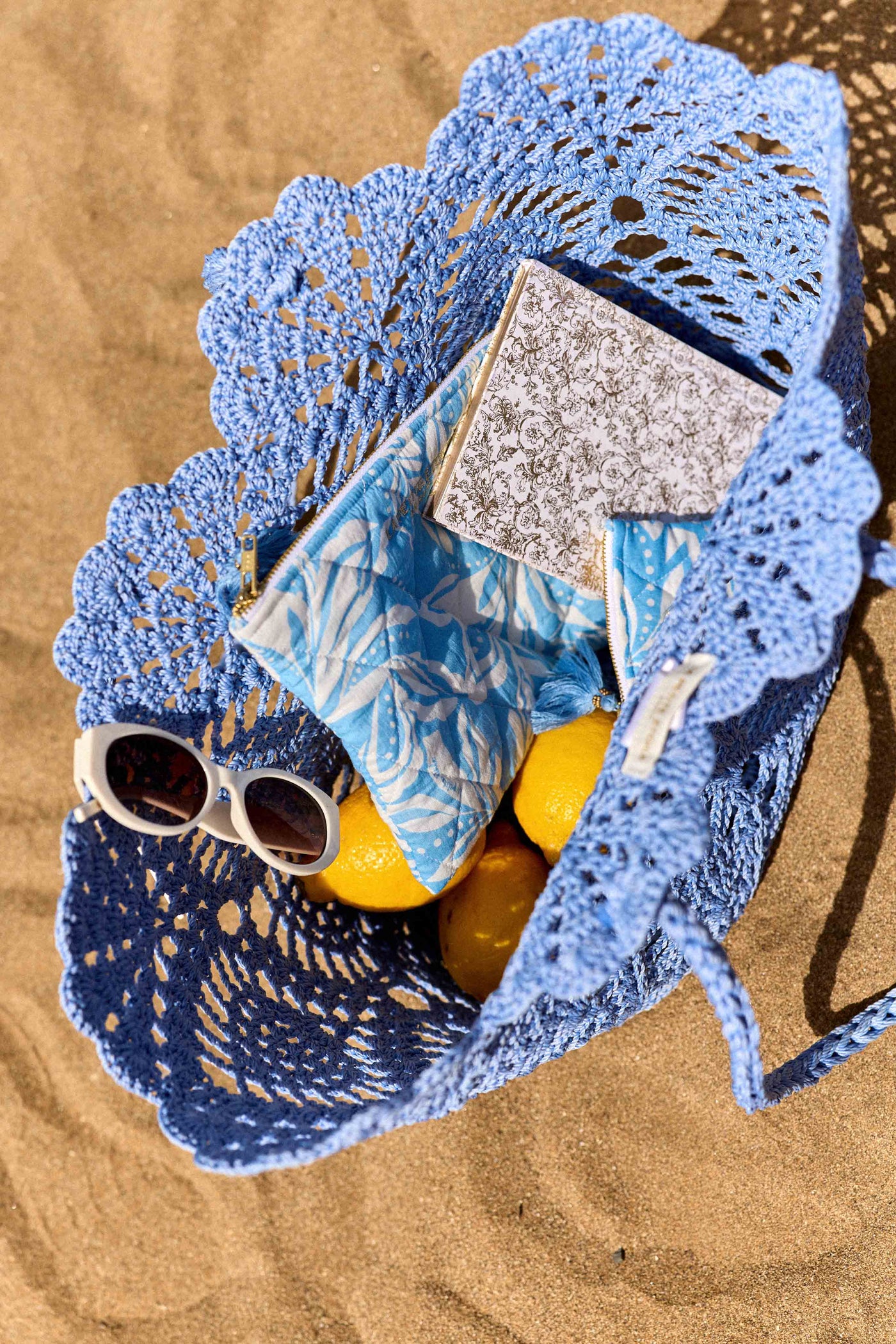 Blue openwork woven basket - Alexy