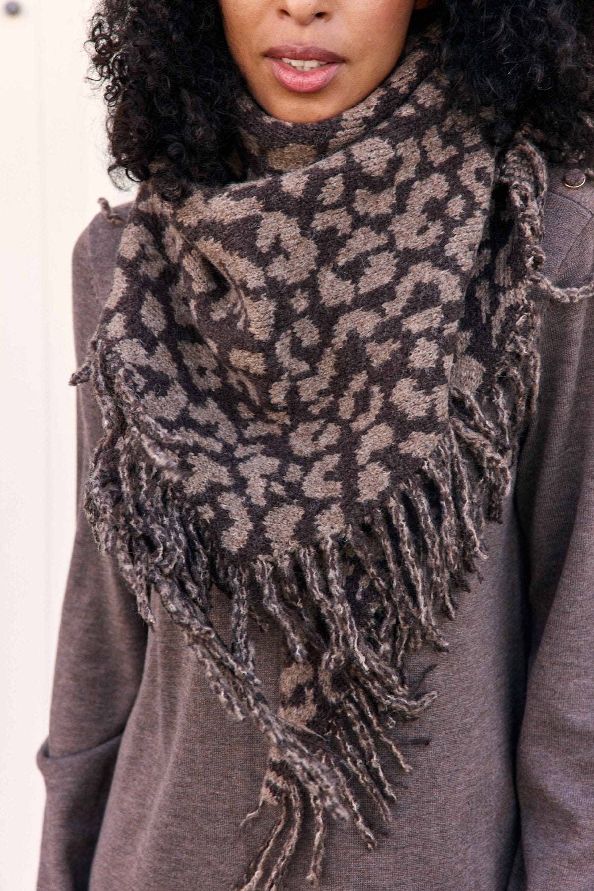 Audrey - Leopard scarf
