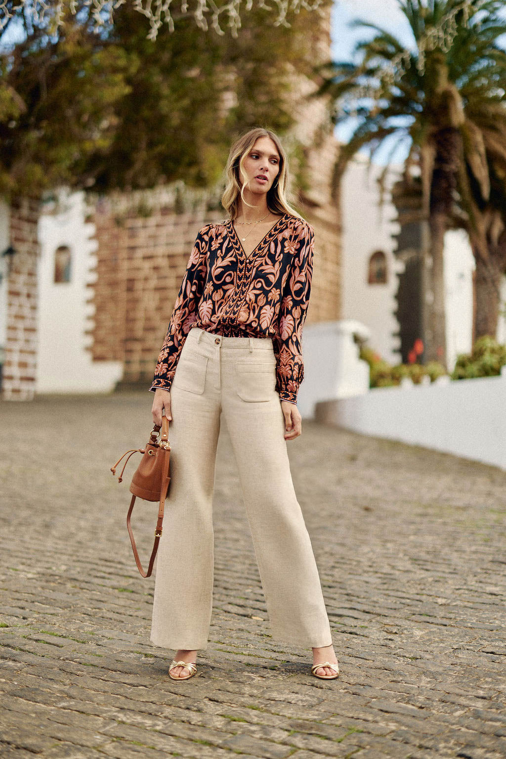 Loose floral blouse - Bedra