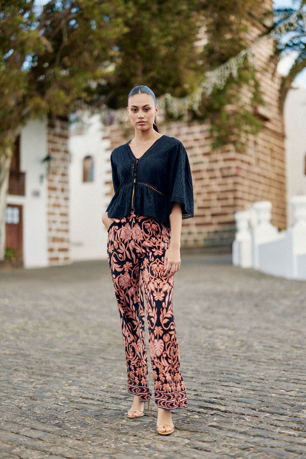 Black openwork blouse - Berin