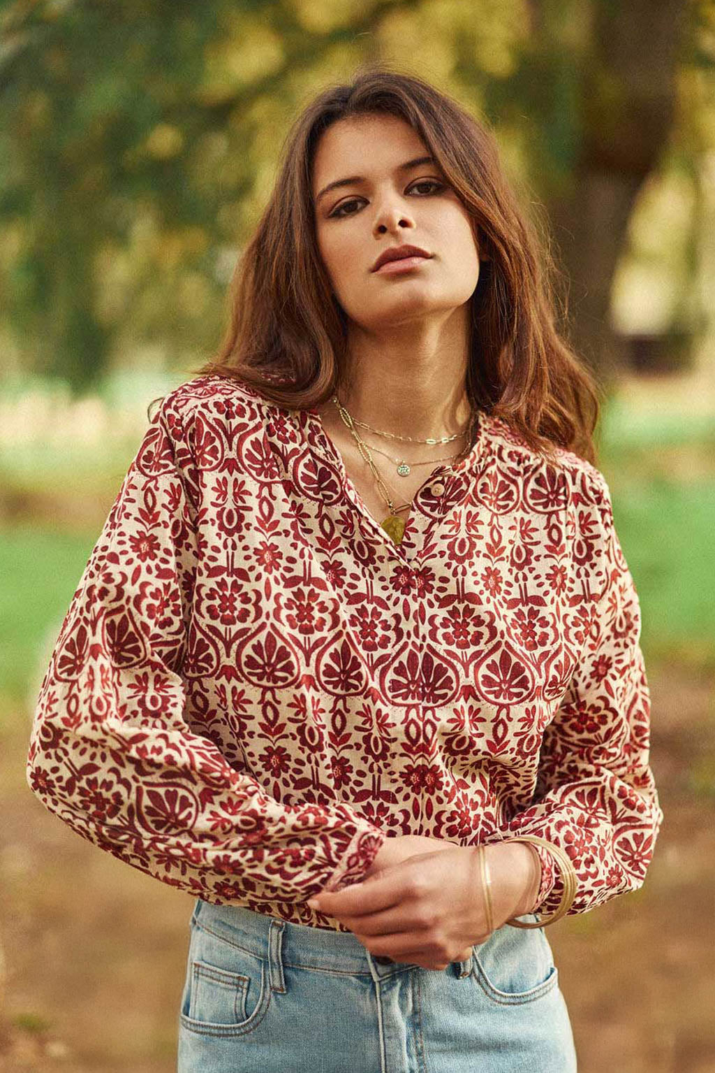 Loose-fitting red flower blouse - Berlia