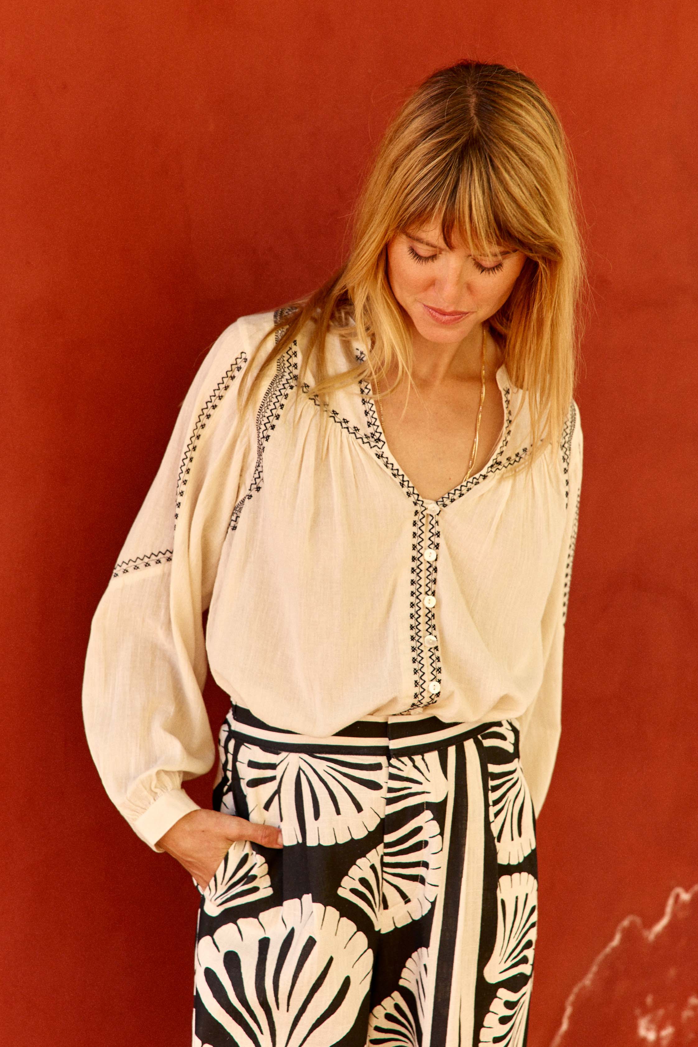 Blanka - Straight embroidered blouse