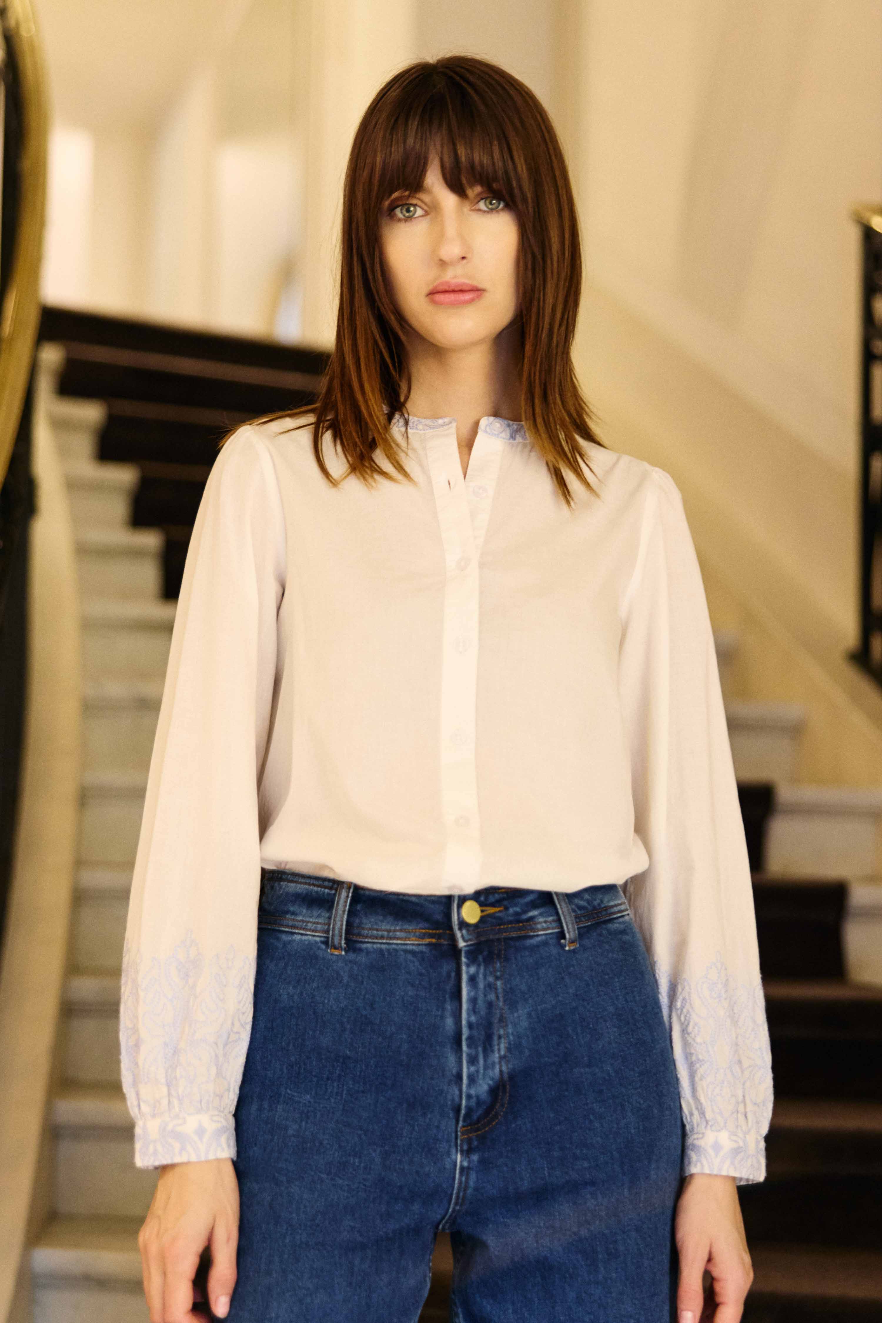 Blouse with embroidery - Bloy