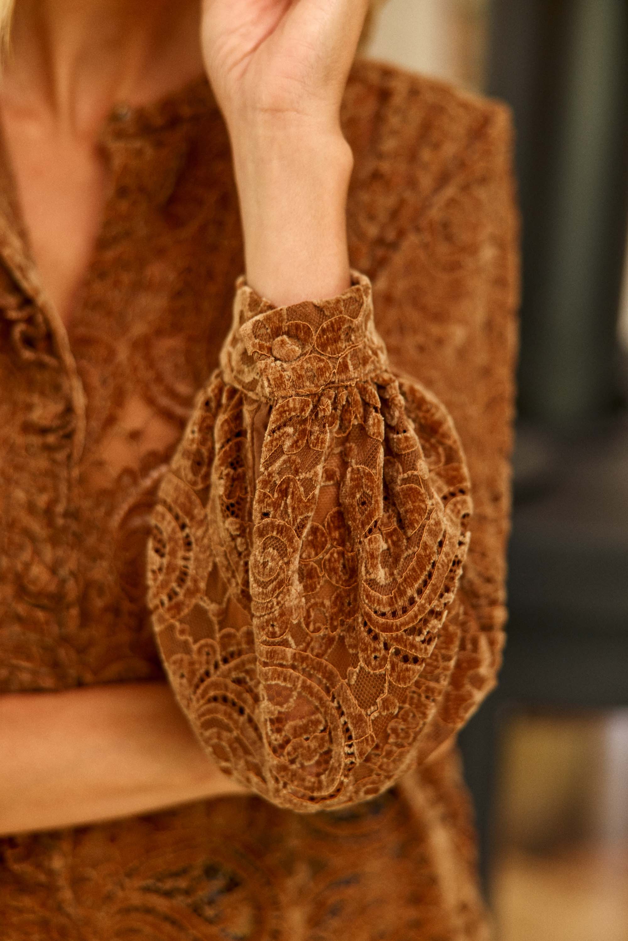Bolentia Blouse - Camel