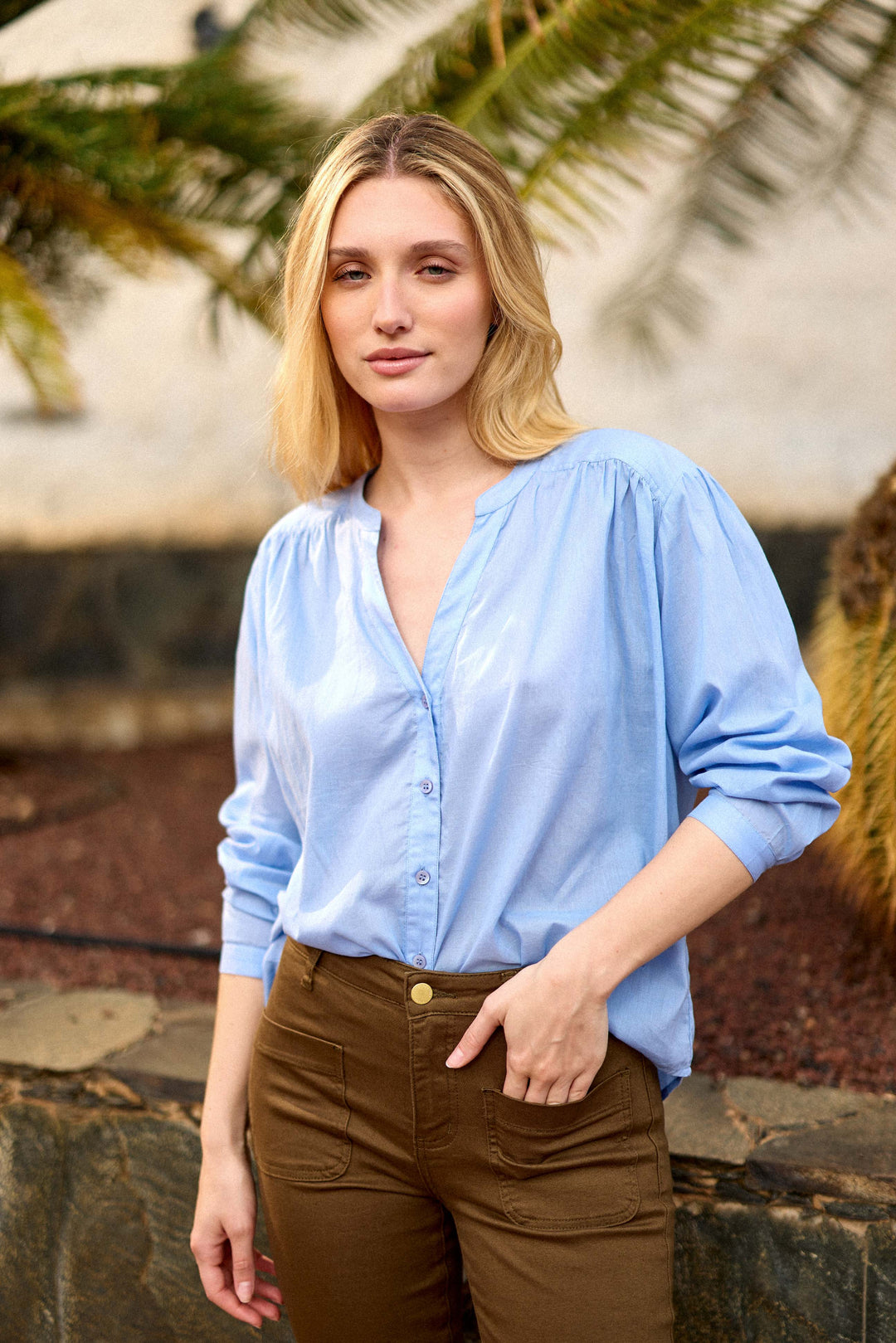 Blouse Bleu Ciel Blouse Ample Col V Bleu Ciel Femme LA PETITE