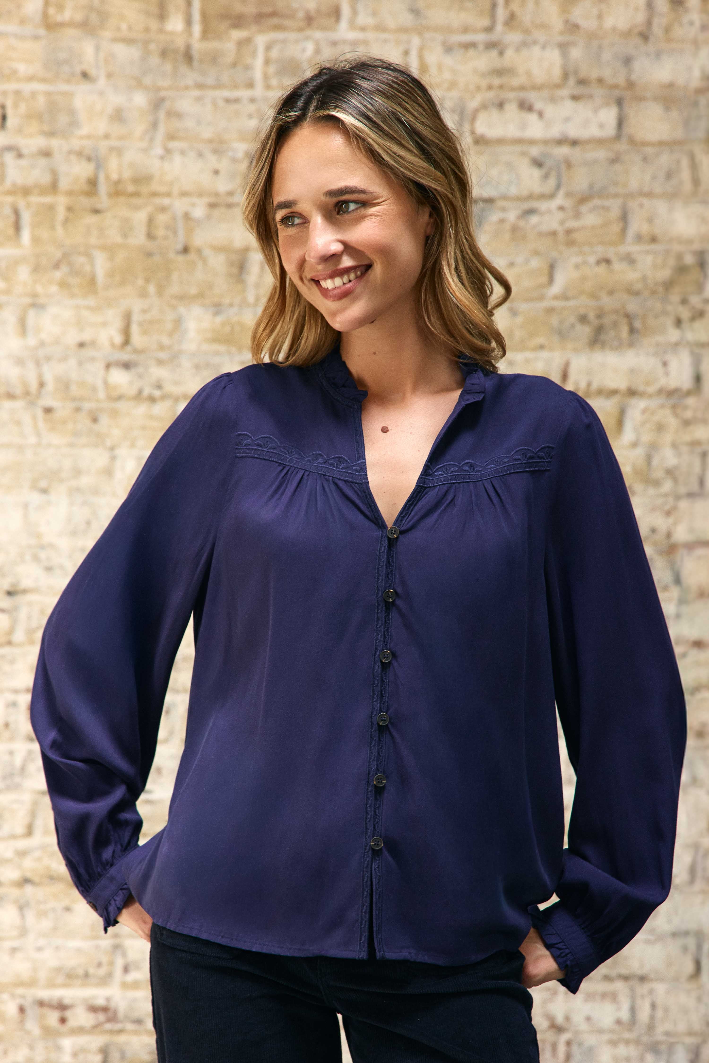 Bowen – Fließende Bluse