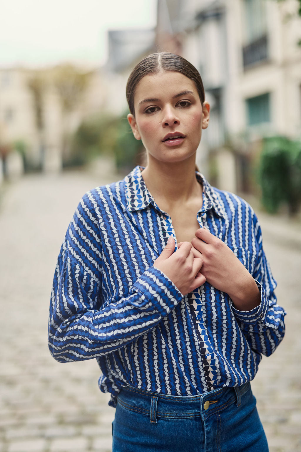 Blue graphic print shirt - Chanice