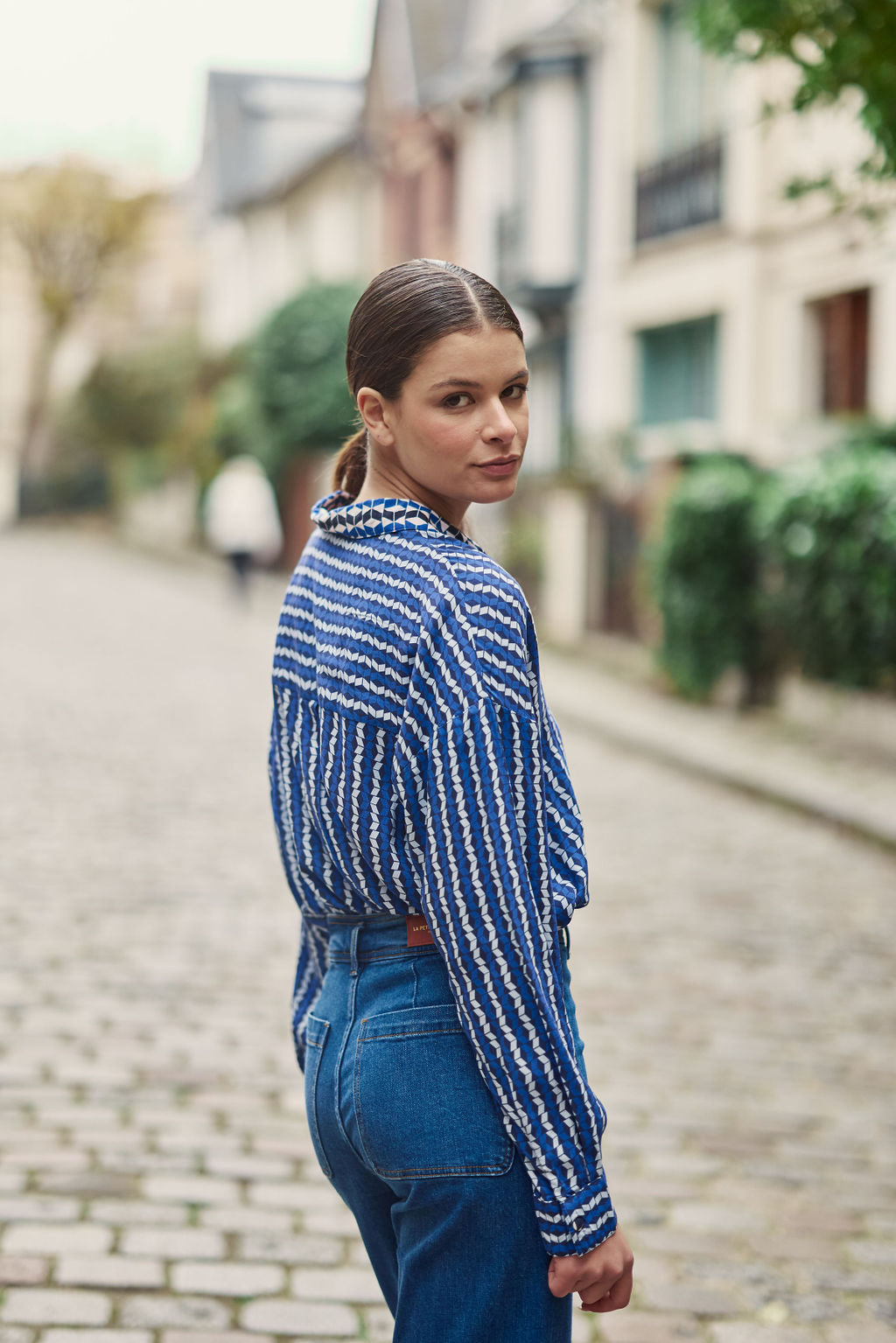 Blue graphic print shirt - Chanice