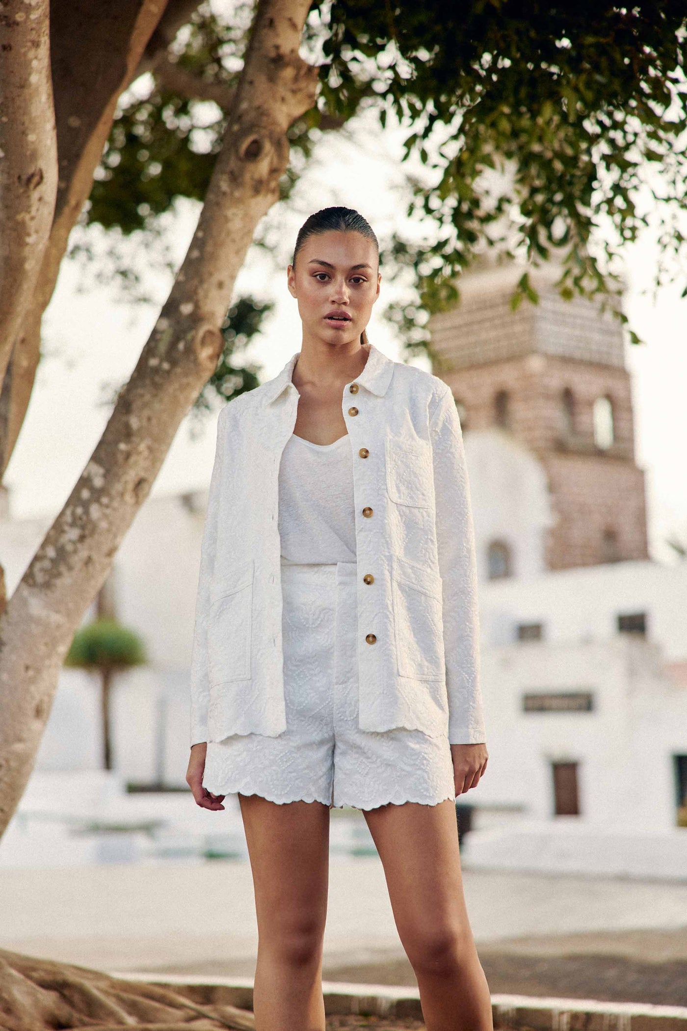 Ecru embroidered straight shorts - Sonia