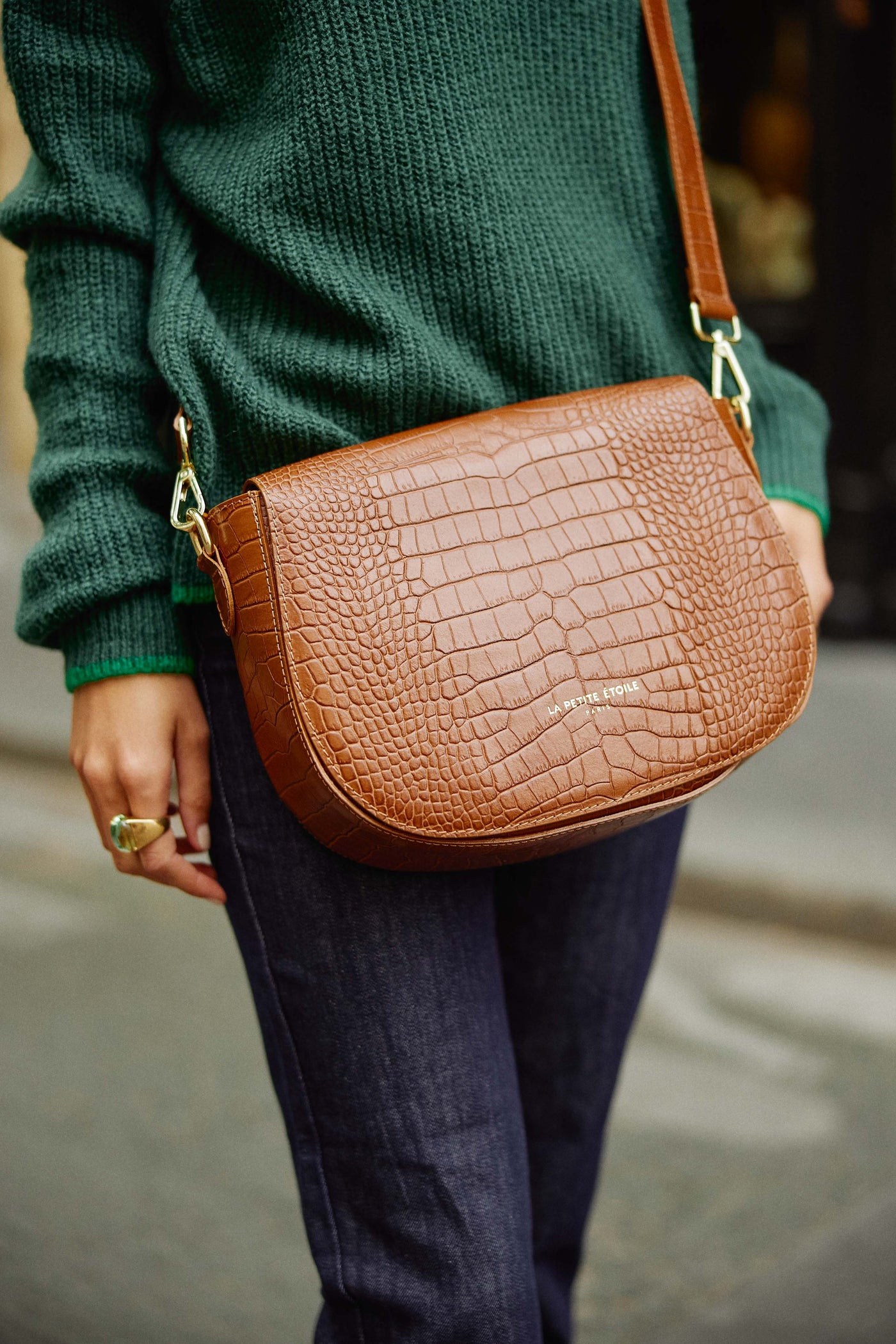 Handbag Jones - Camel
