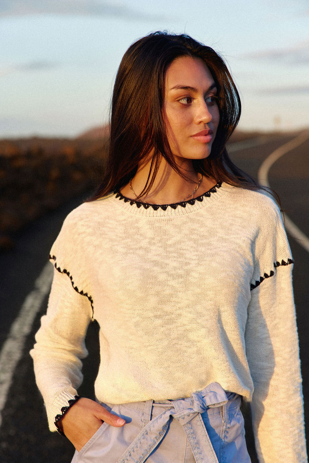 Manuela Straight Sweater - Beige