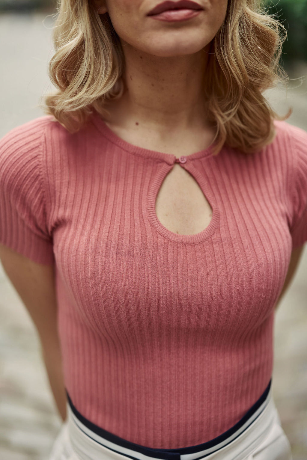 Short-sleeved old pink sweater - Maria