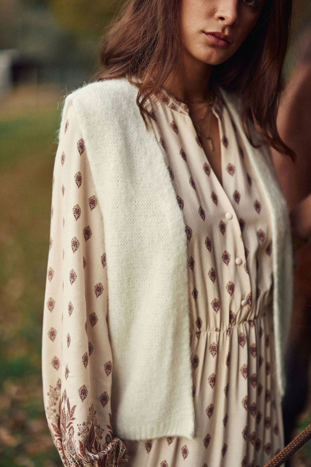 Ecru sleeveless cardigan - Marvia