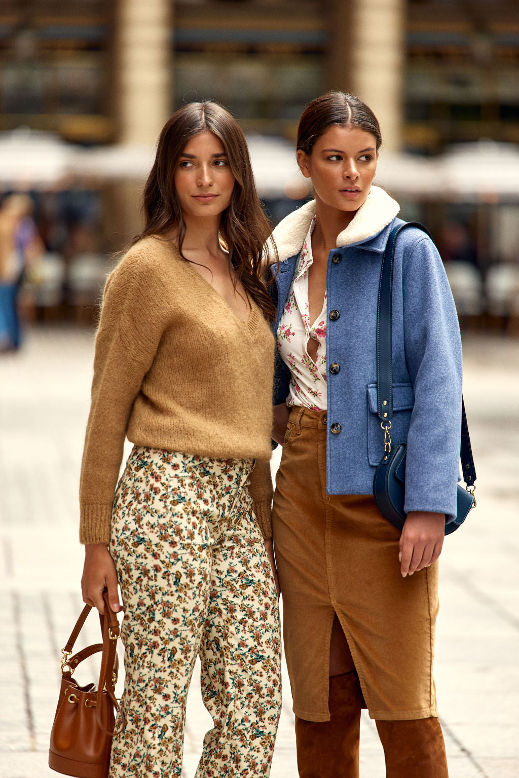 Pull col V Melanie - Camel