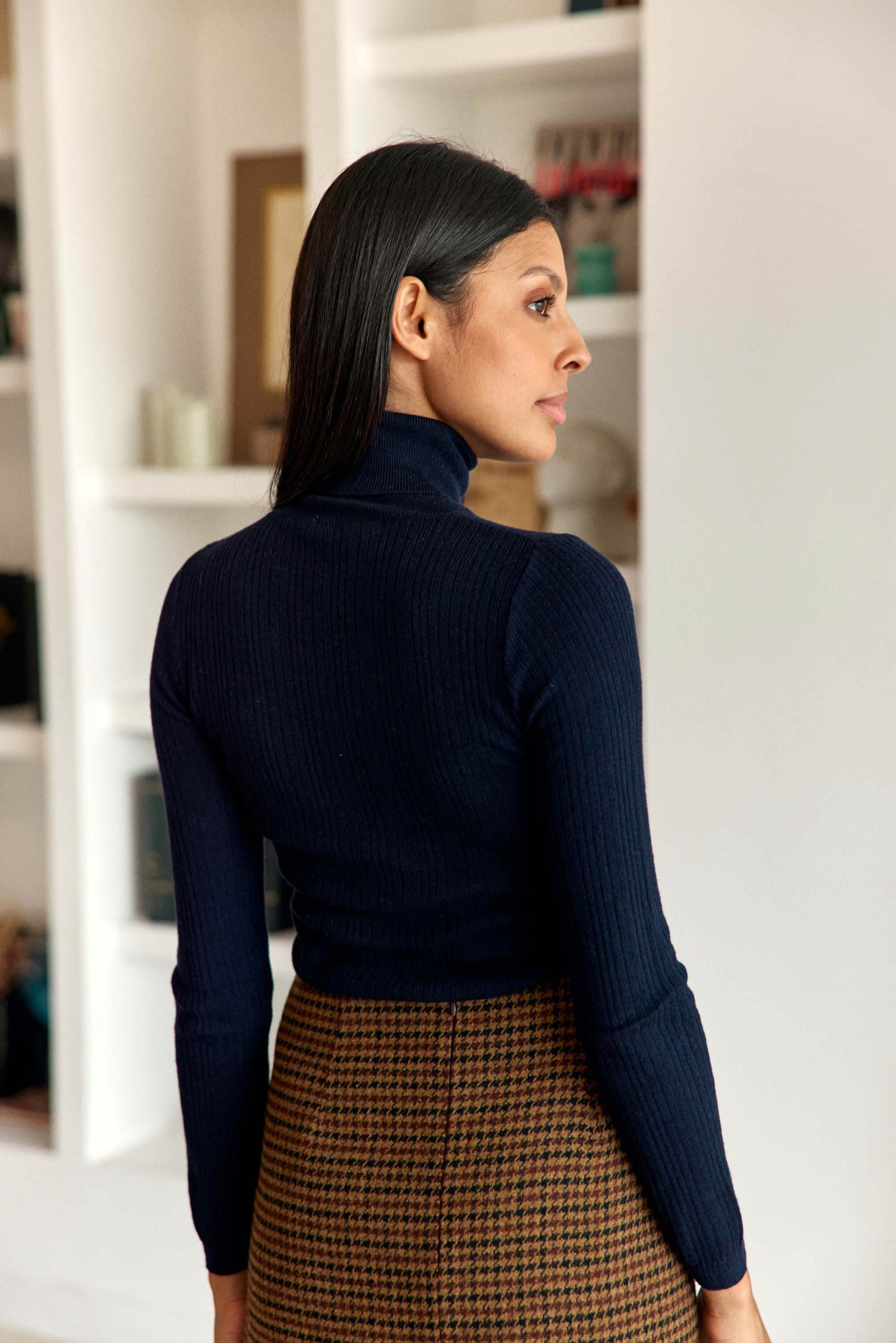 Pull Melena - Marine