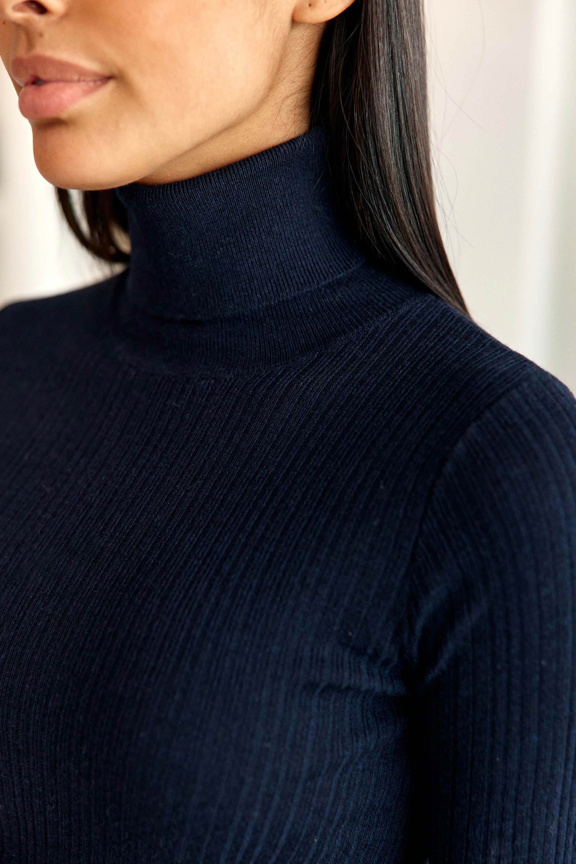 Pull Melena - Marine