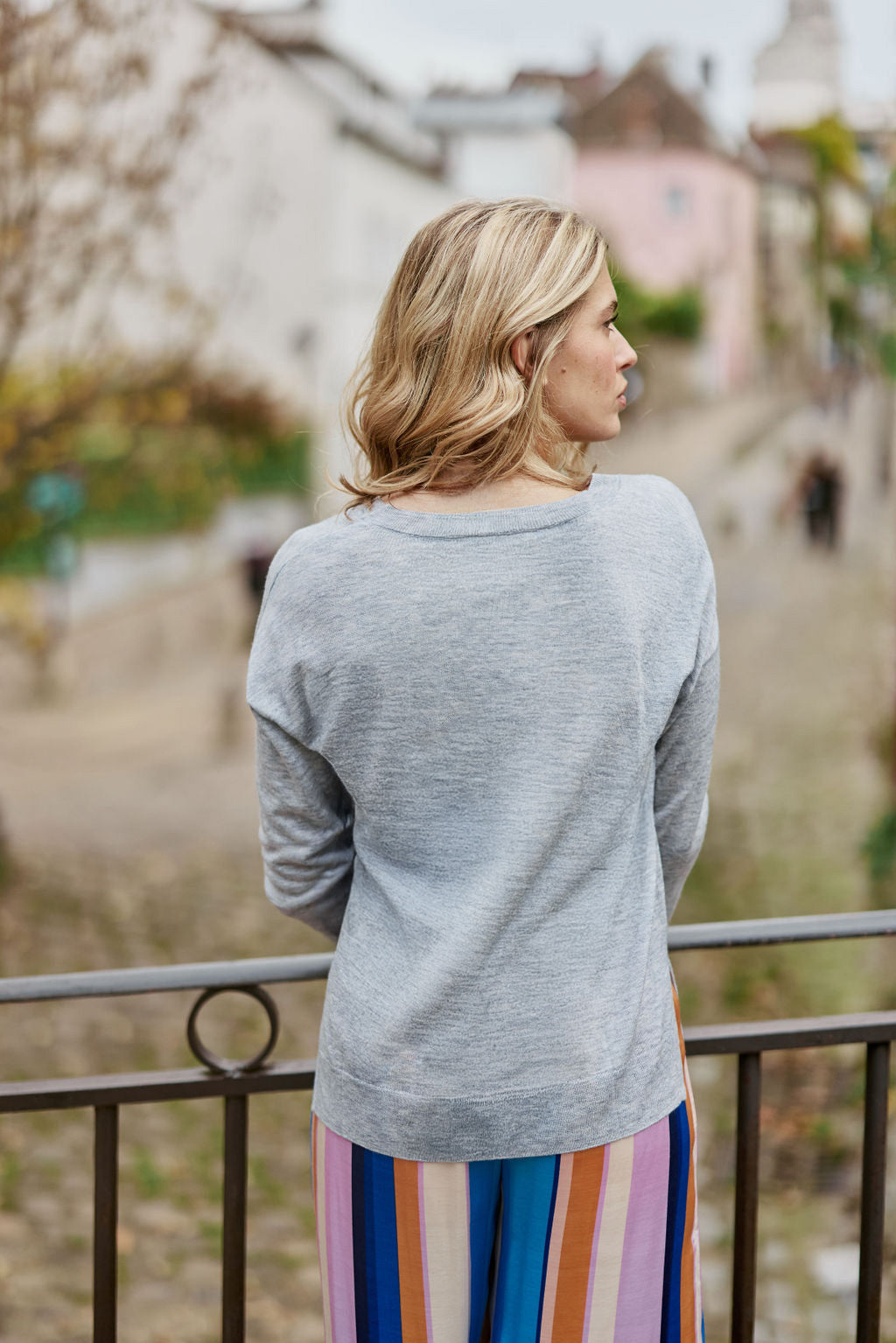 Grey V-neck sweater - Melya