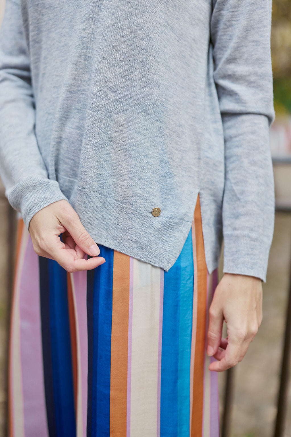 Grey V-neck sweater - Melya