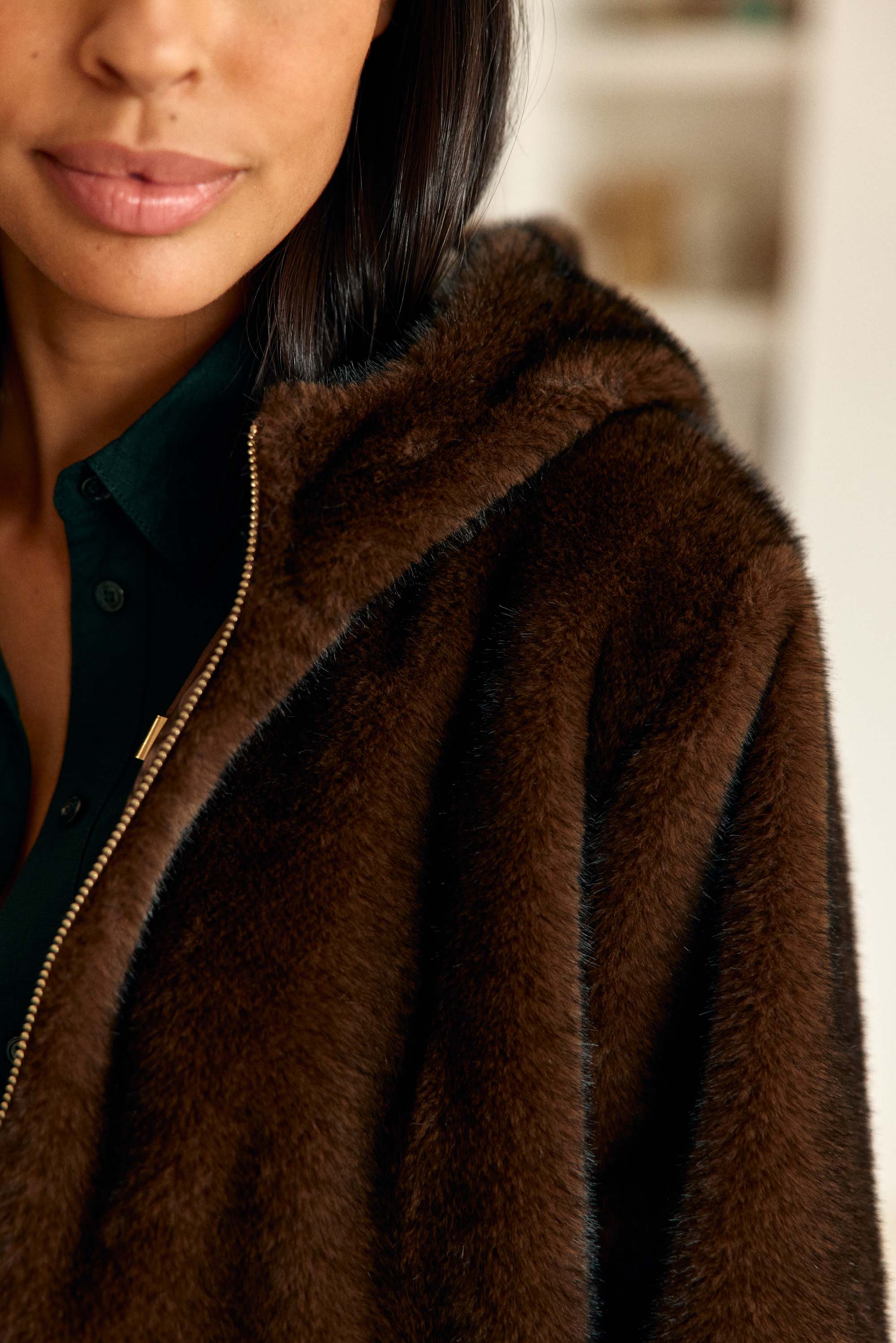 Nainy Raincoat - Brown